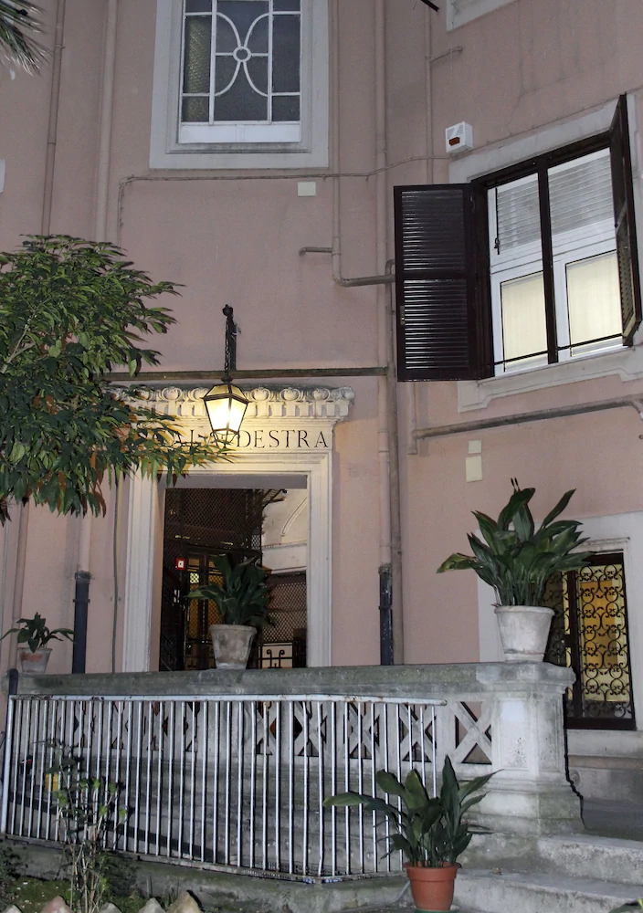 Hotel Catone