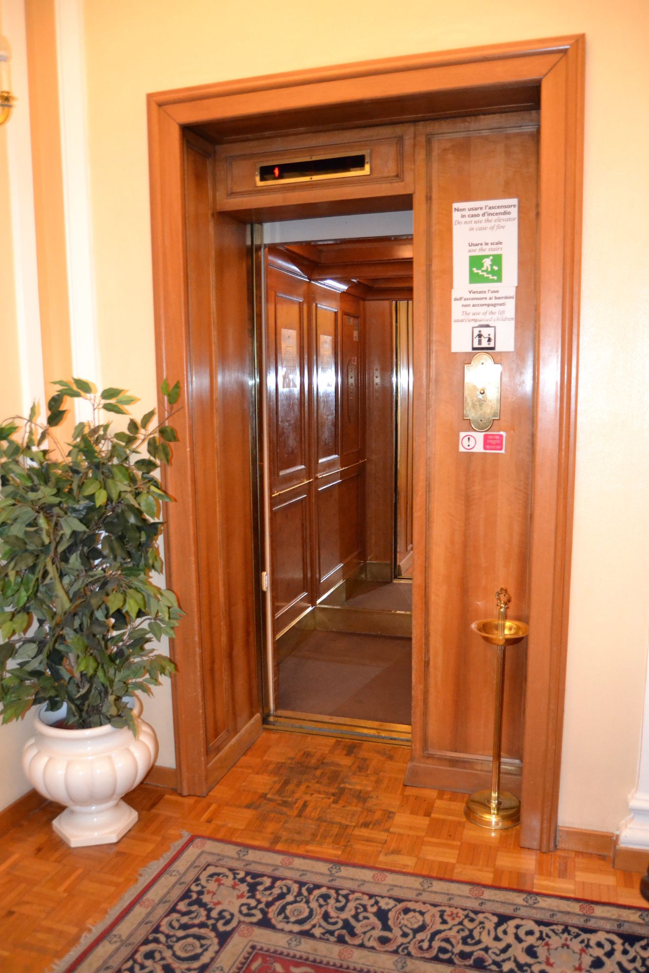 Hotel City Palazzo dei Cardinali