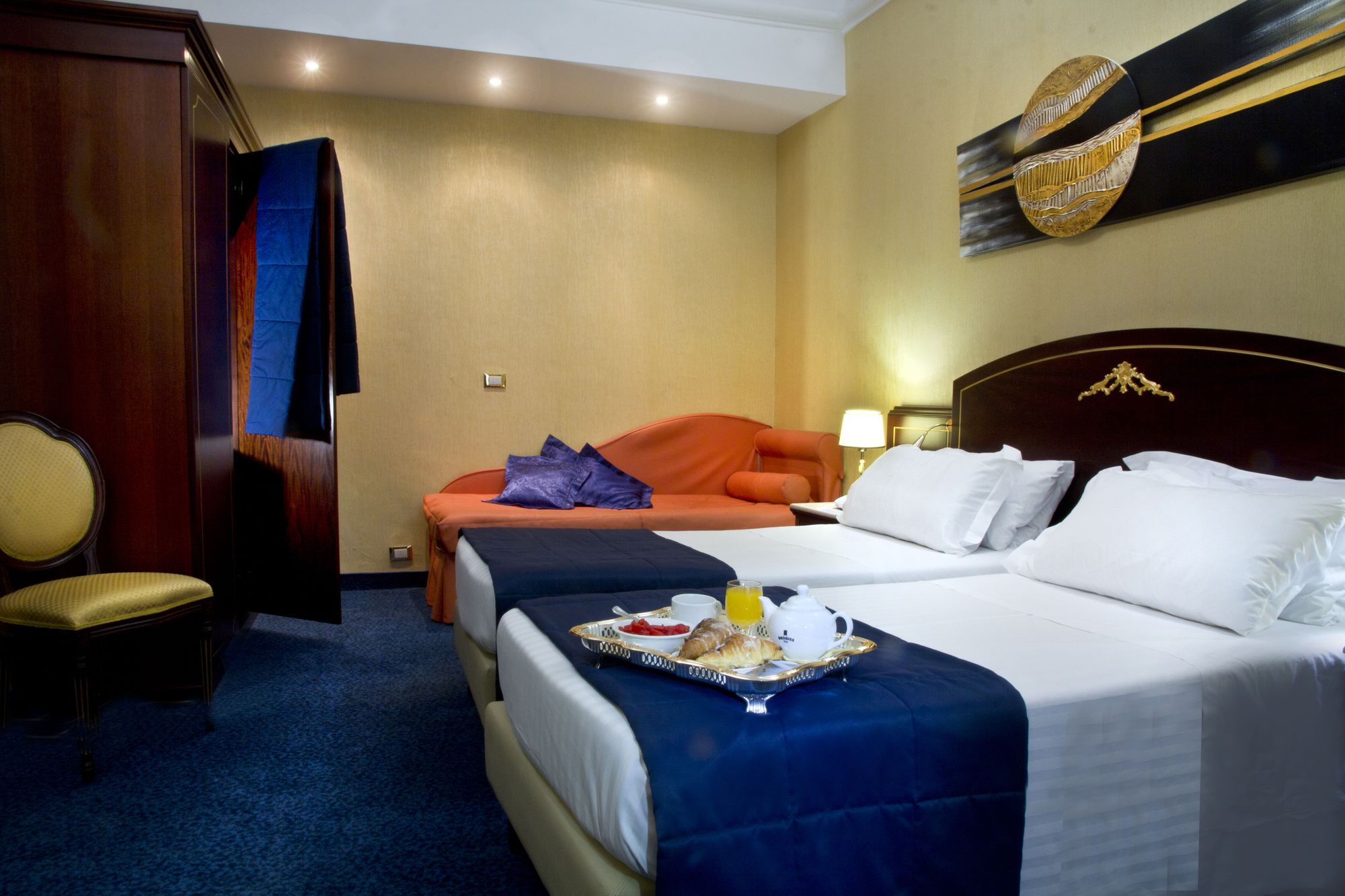 Hotel Mondial