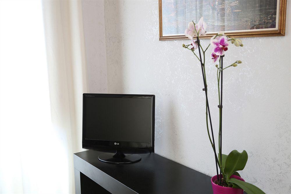 Hotel Roma Room
