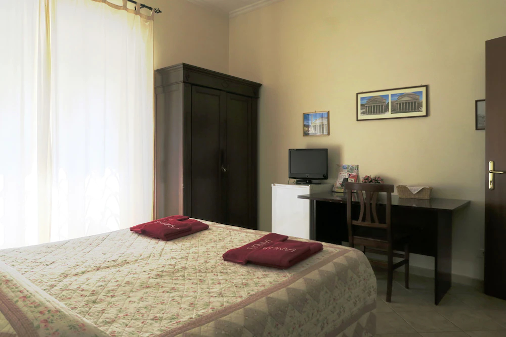 Ianus Guest House