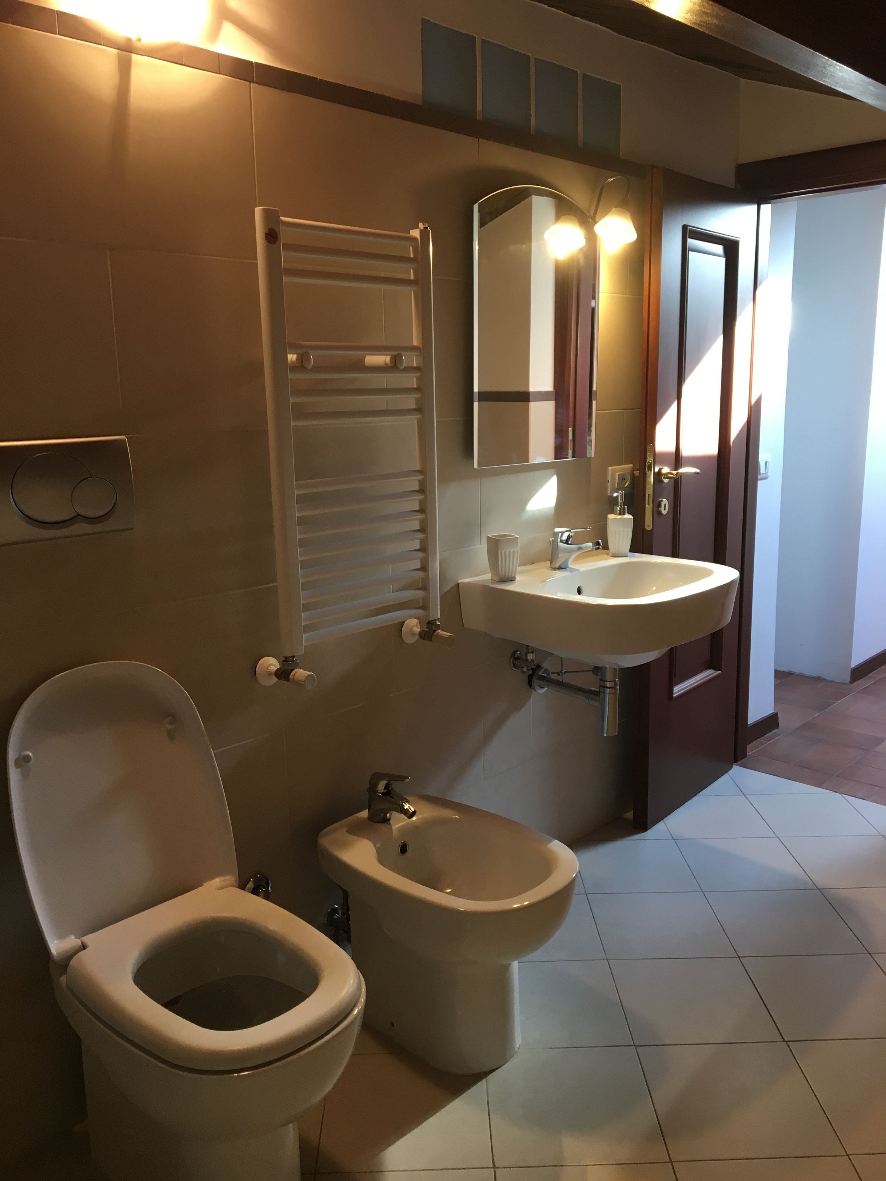 Il Re alla Reginella Guest House