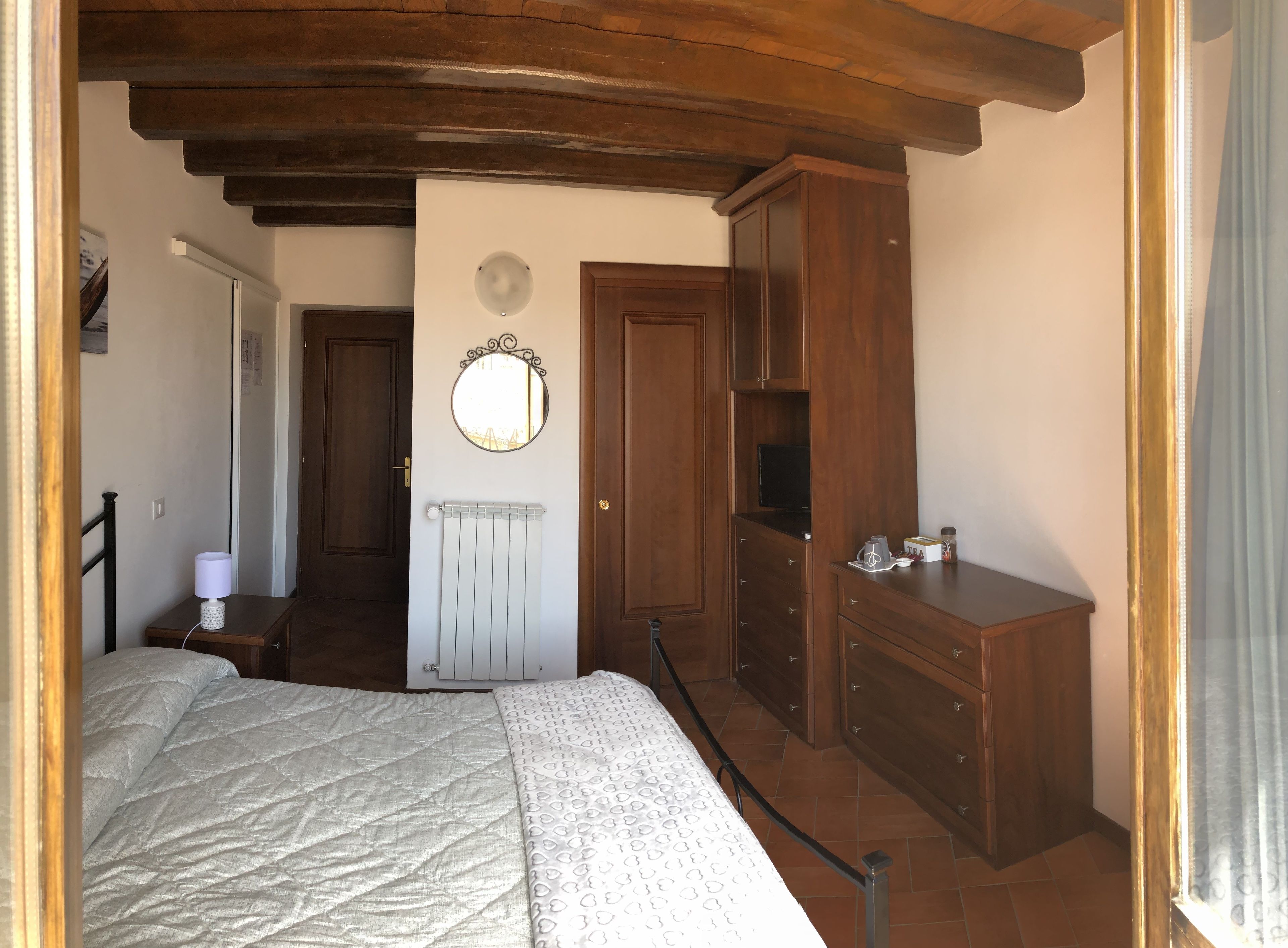 Il Re alla Reginella Guest House