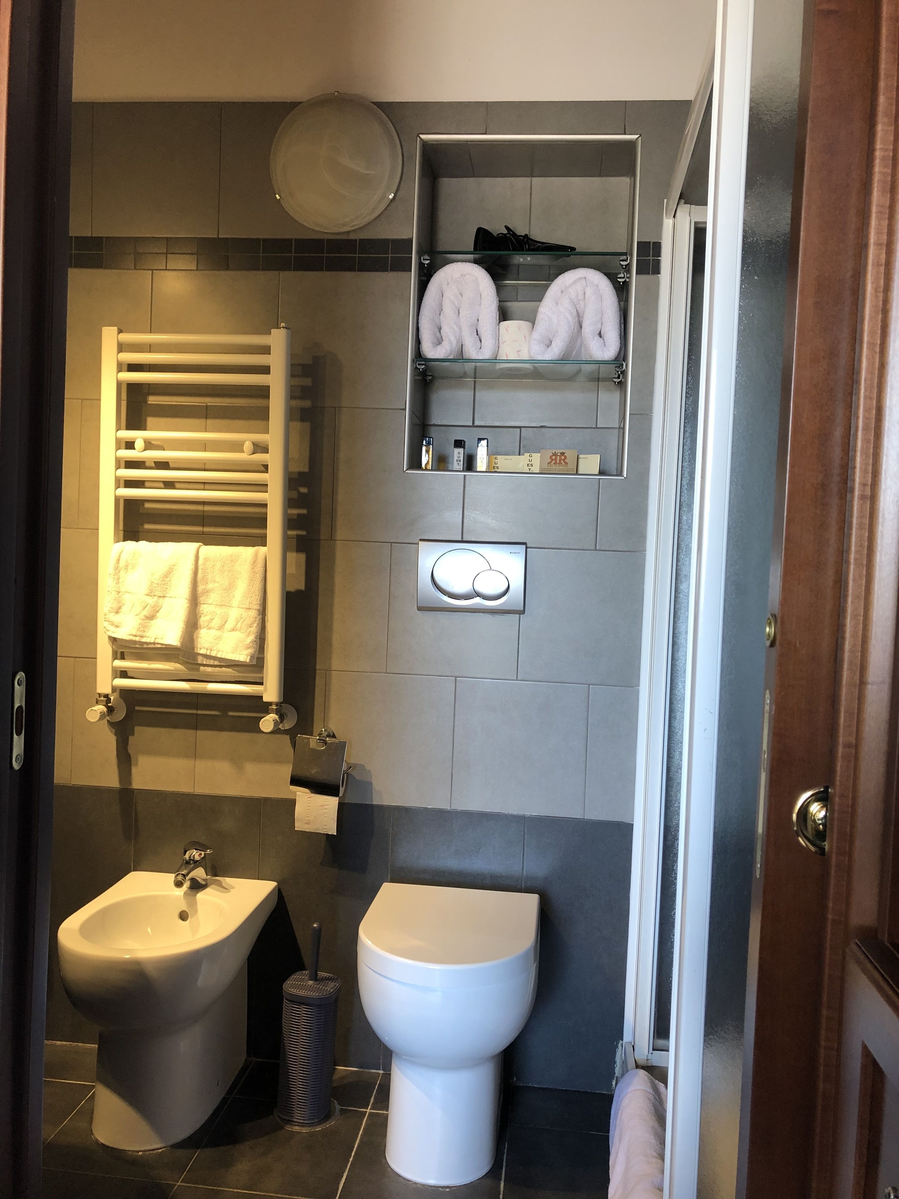 Il Re alla Reginella Guest House
