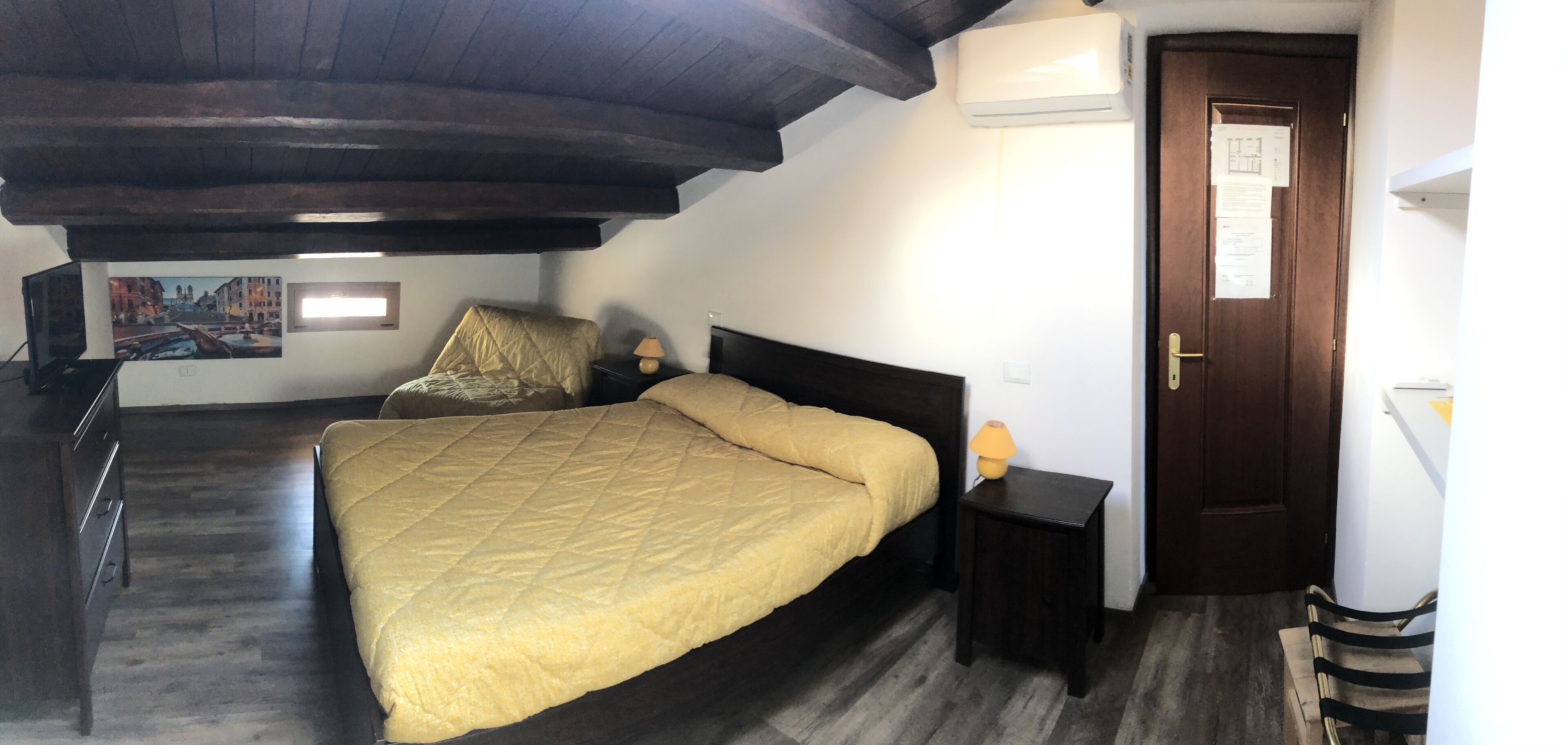 Il Re alla Reginella Guest House