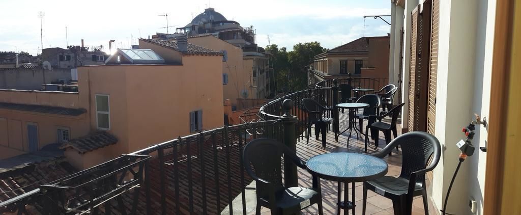Il Re alla Reginella Guest House
