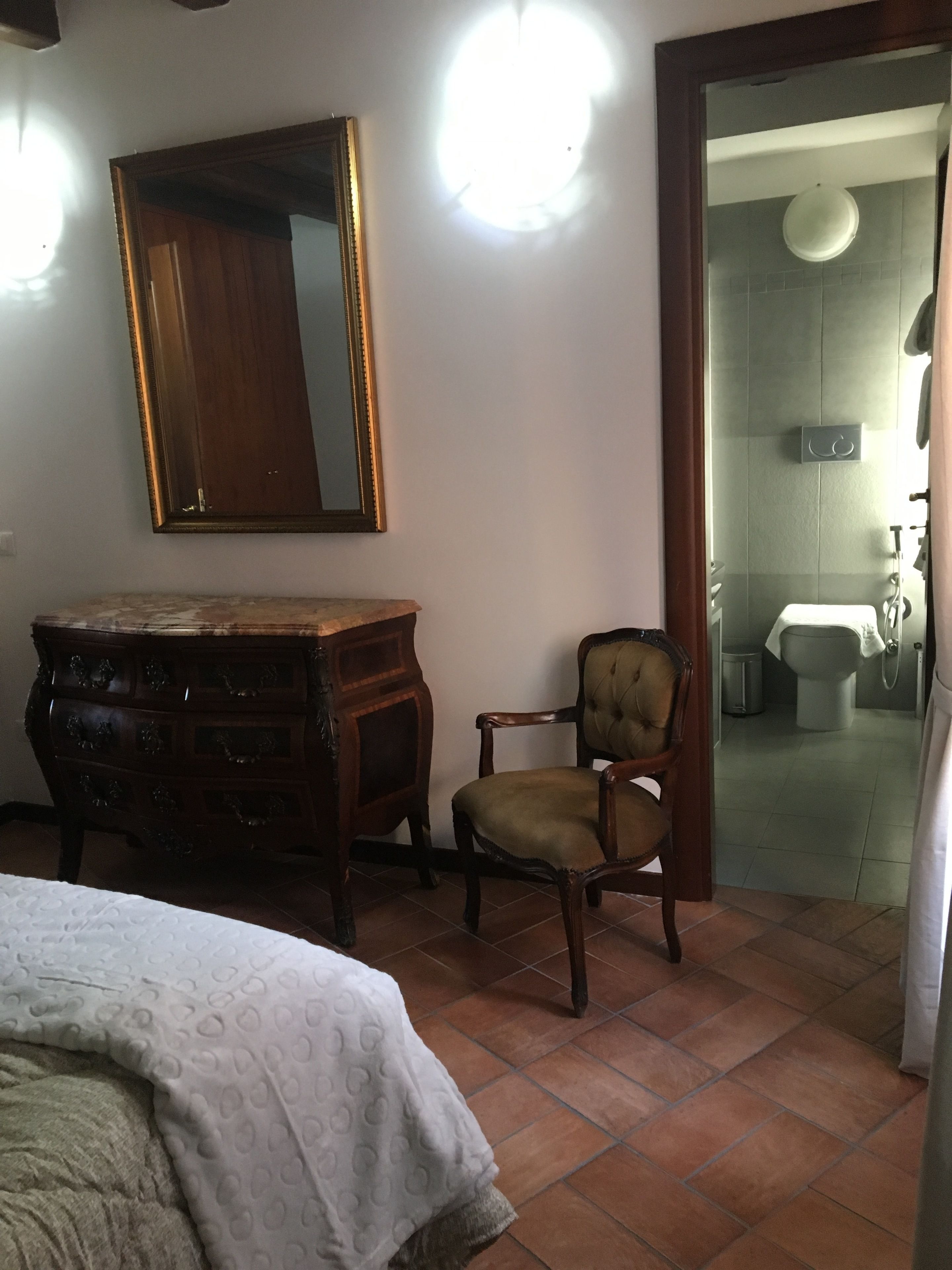 Il Re alla Reginella Guest House