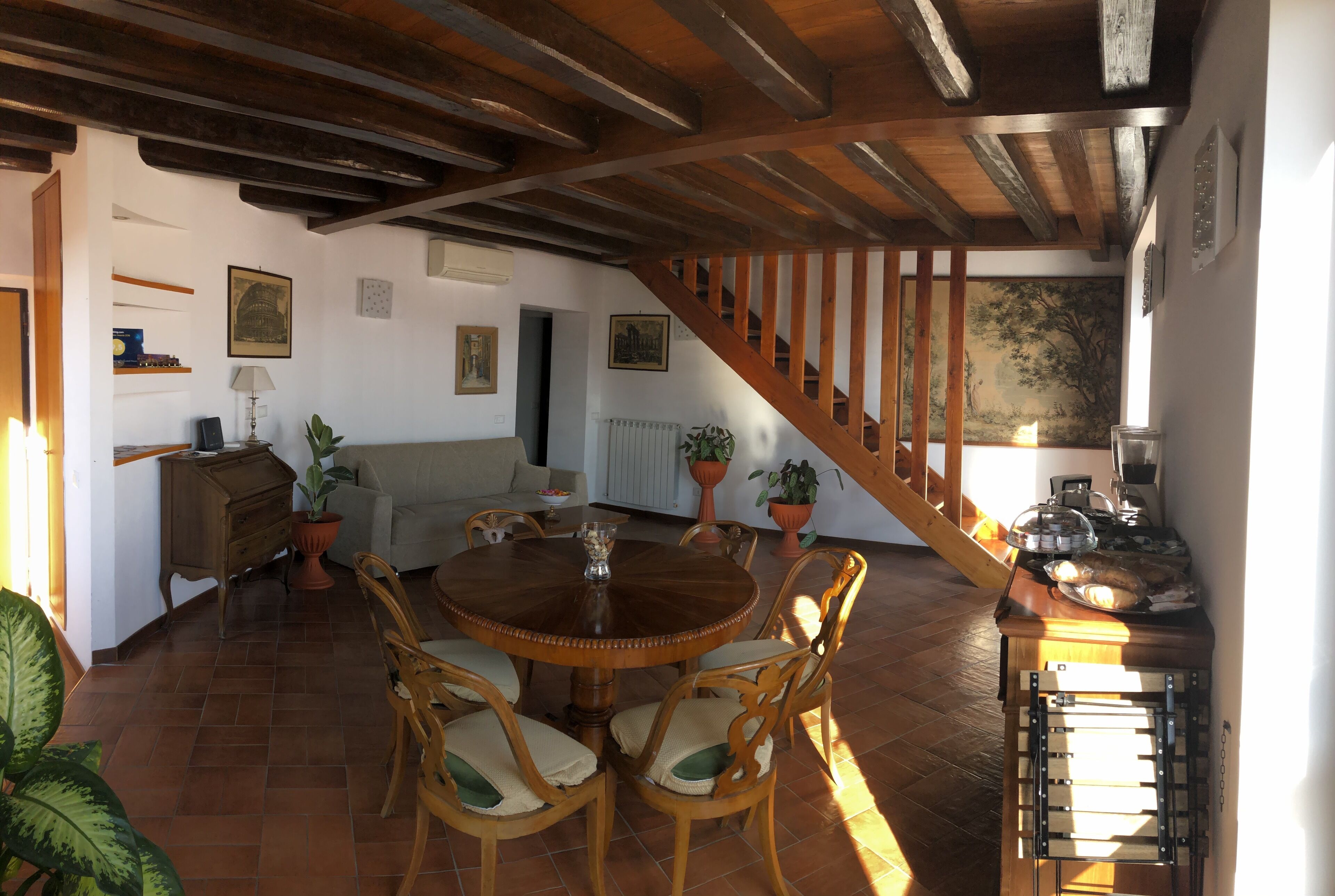 Il Re alla Reginella Guest House