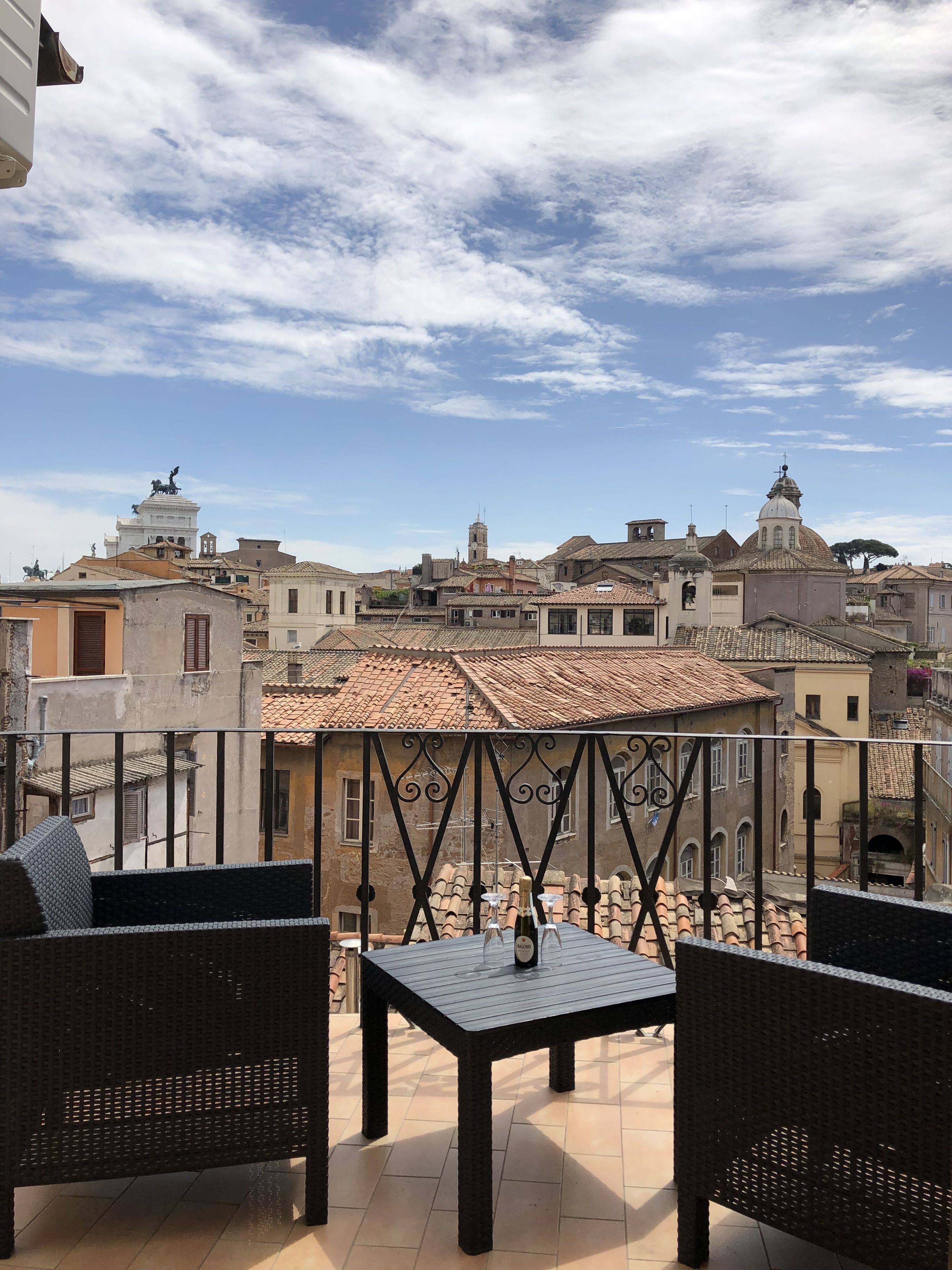 Il Re alla Reginella Guest House