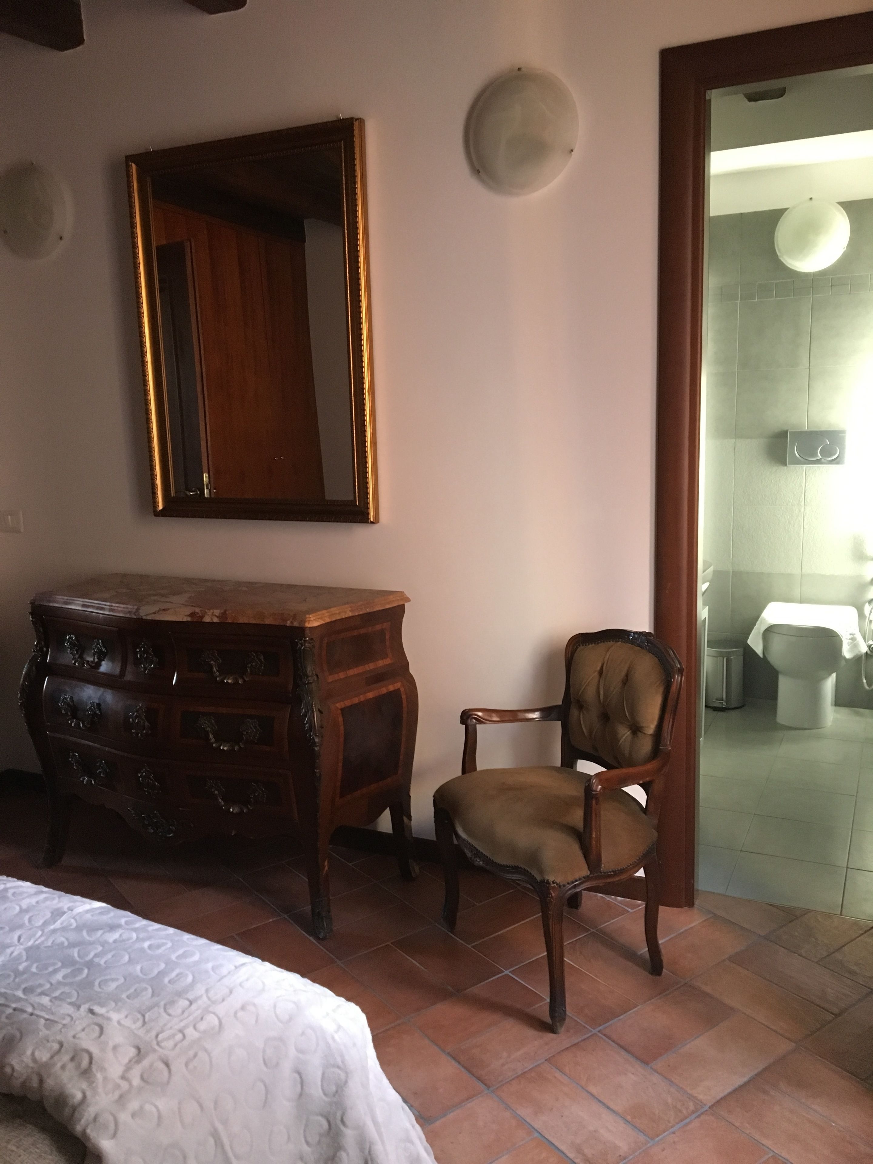 Il Re alla Reginella Guest House