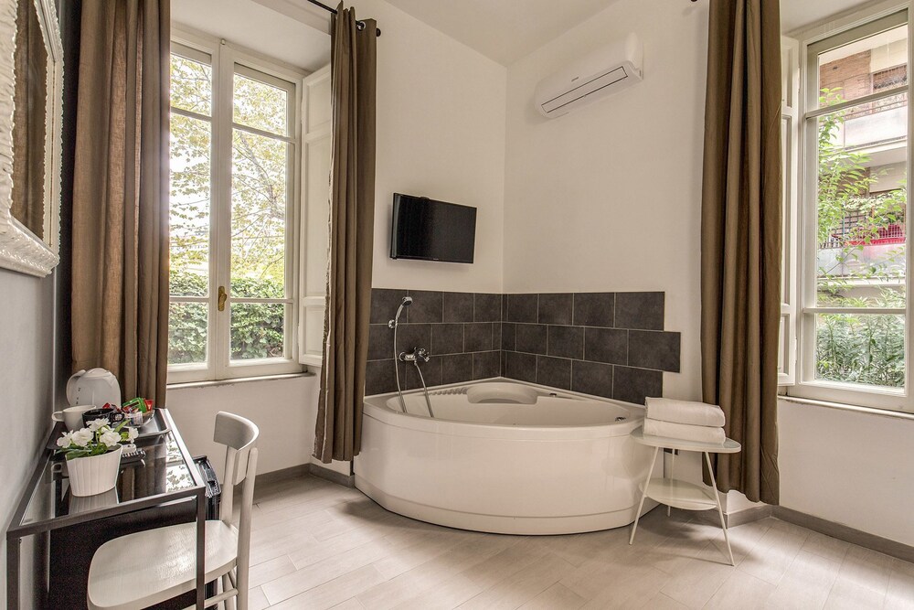 Imperial 78 Guest House