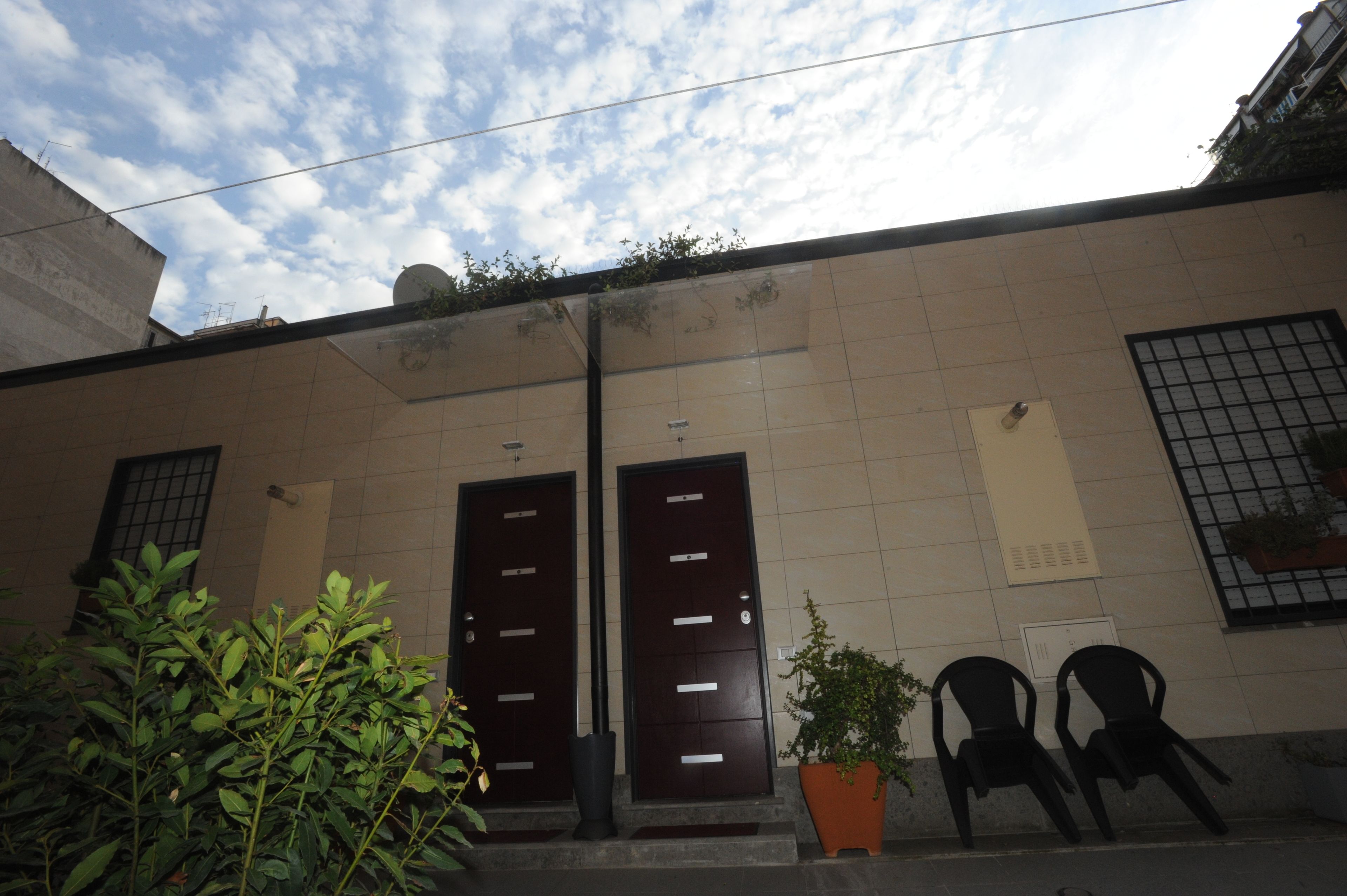 Kings Of Rome Apartments
