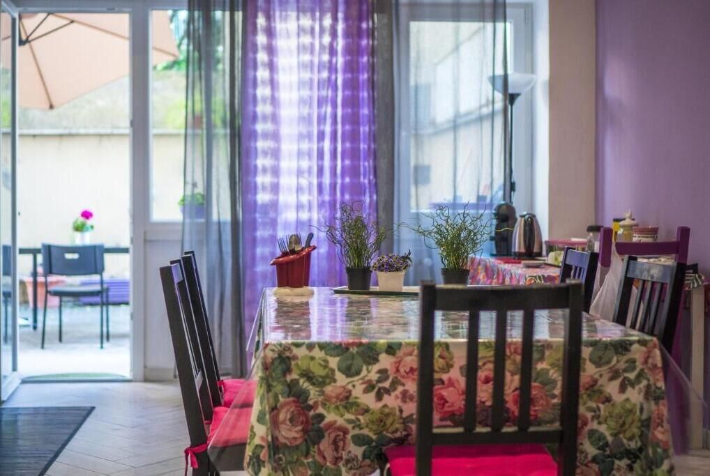 Lanzies Guesthouse
