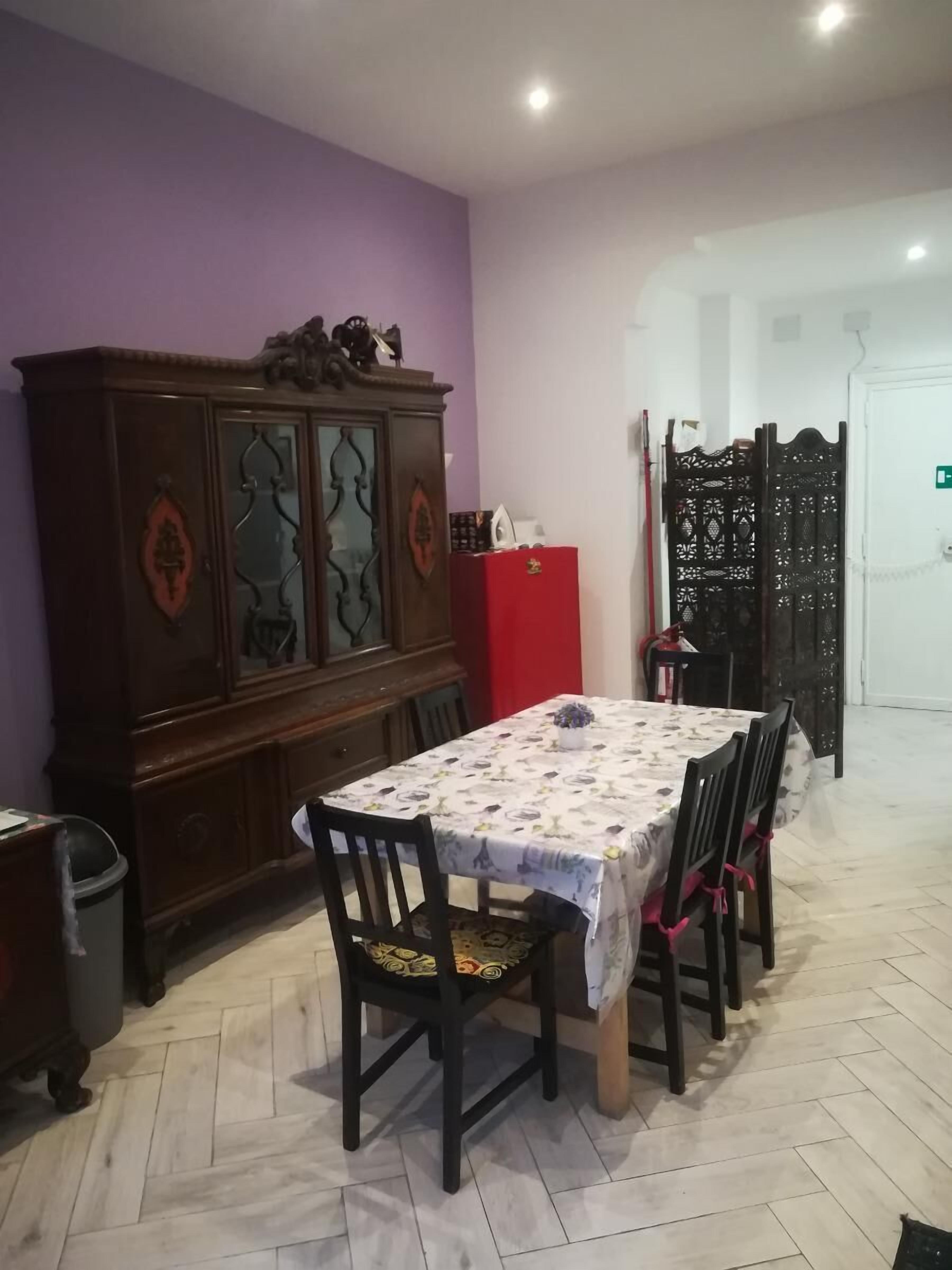 Lanzies Guesthouse