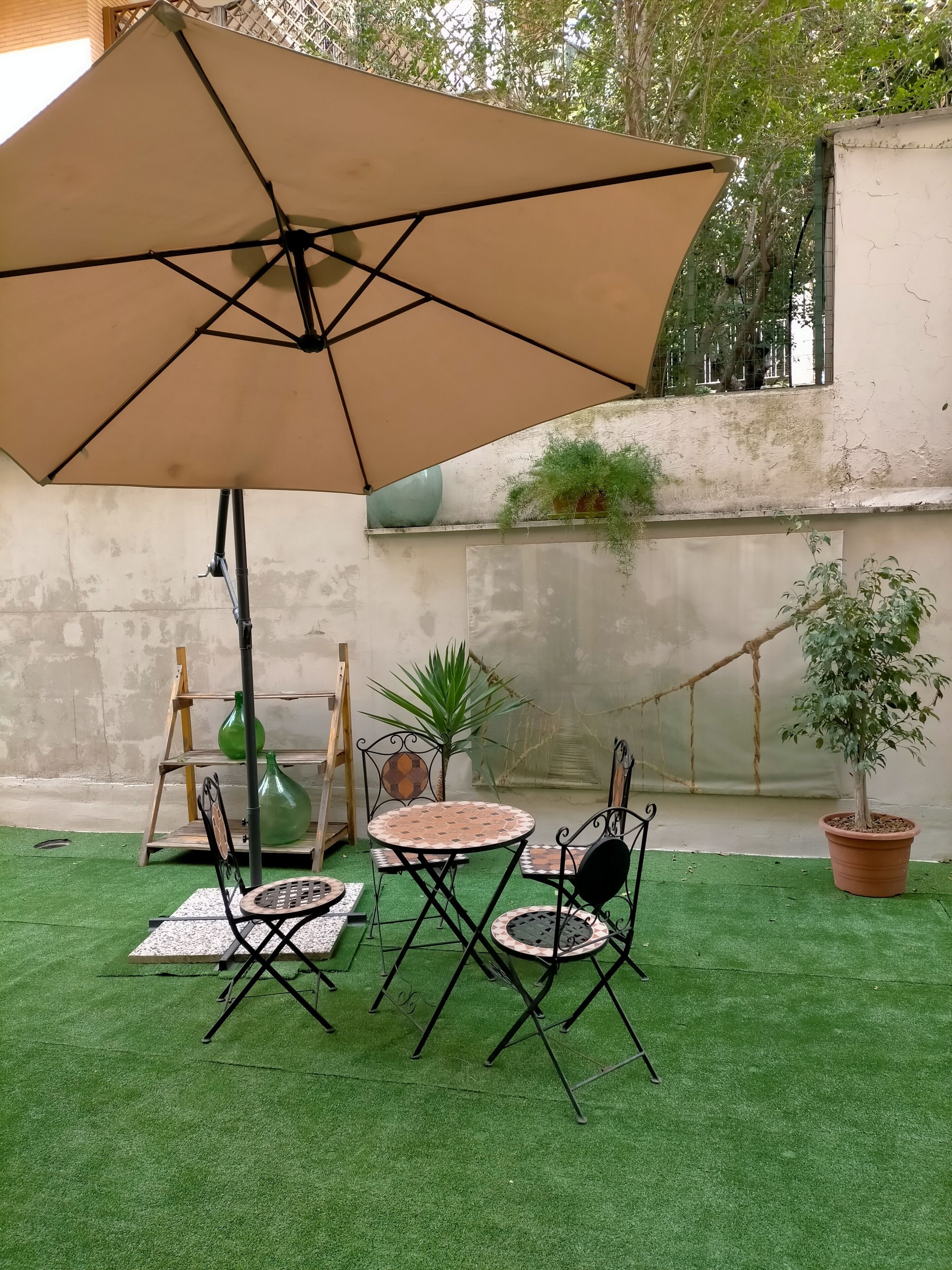 Lanzies Guesthouse