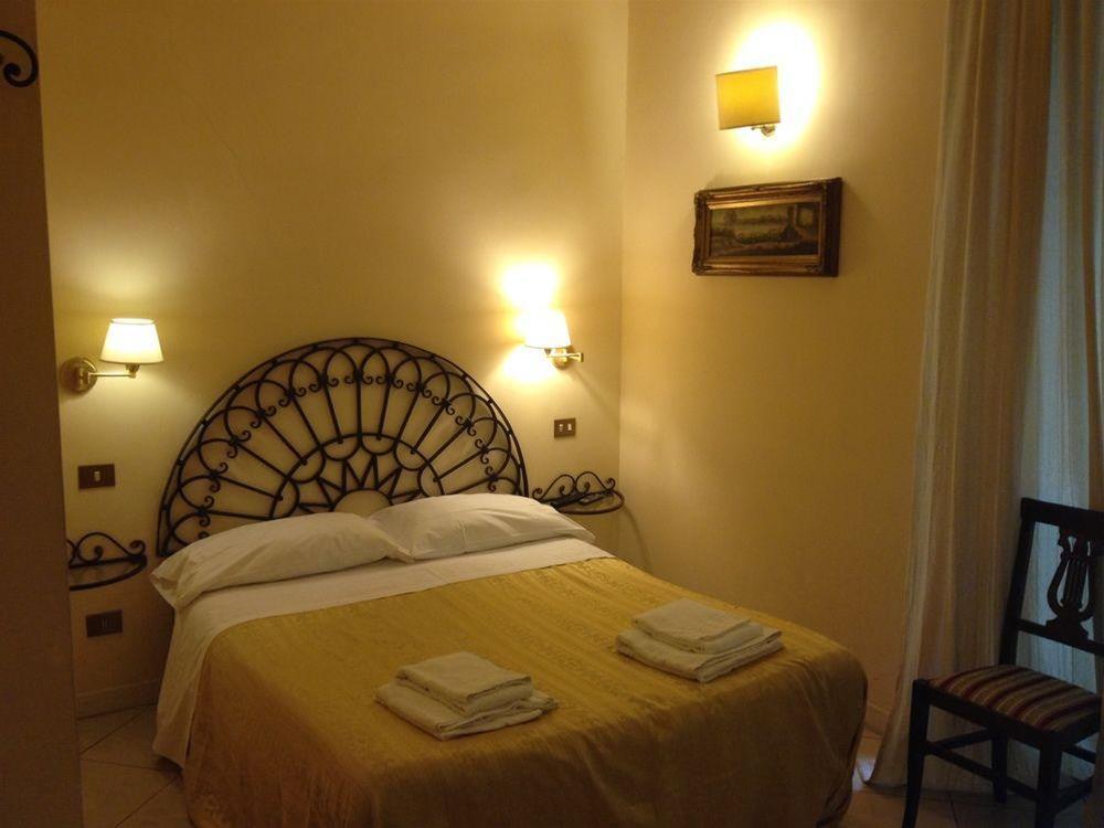 Marta Guest House