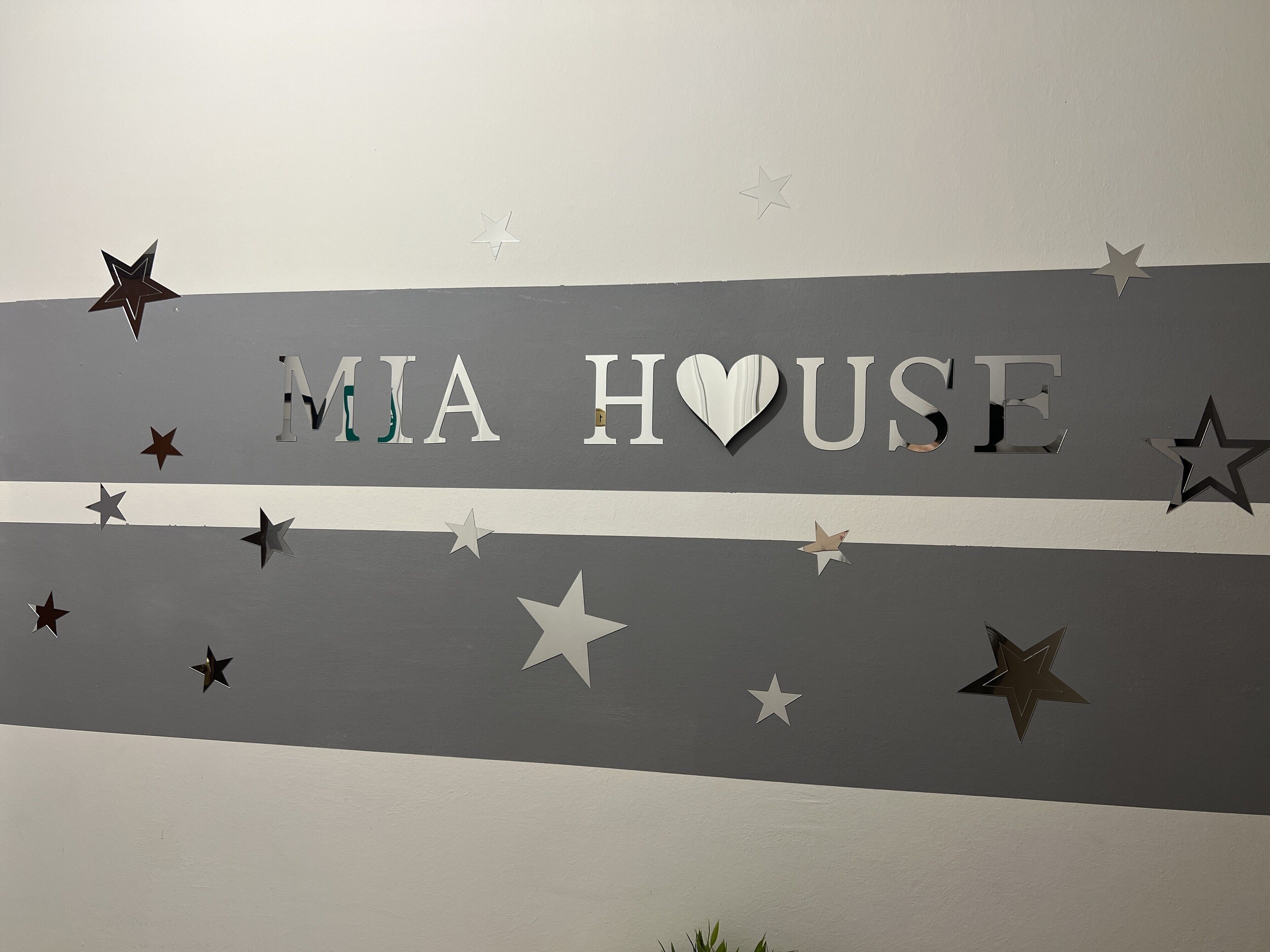 Mia House