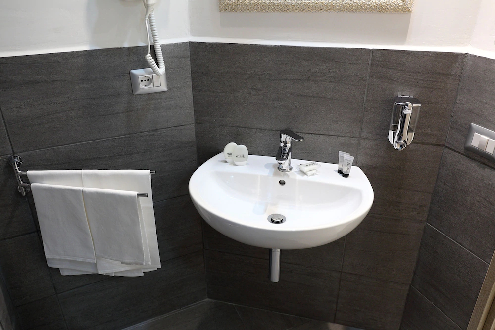 Mirko Luxury Inn