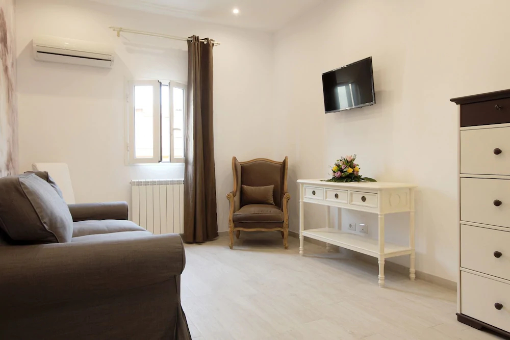 Mirko Luxury Inn