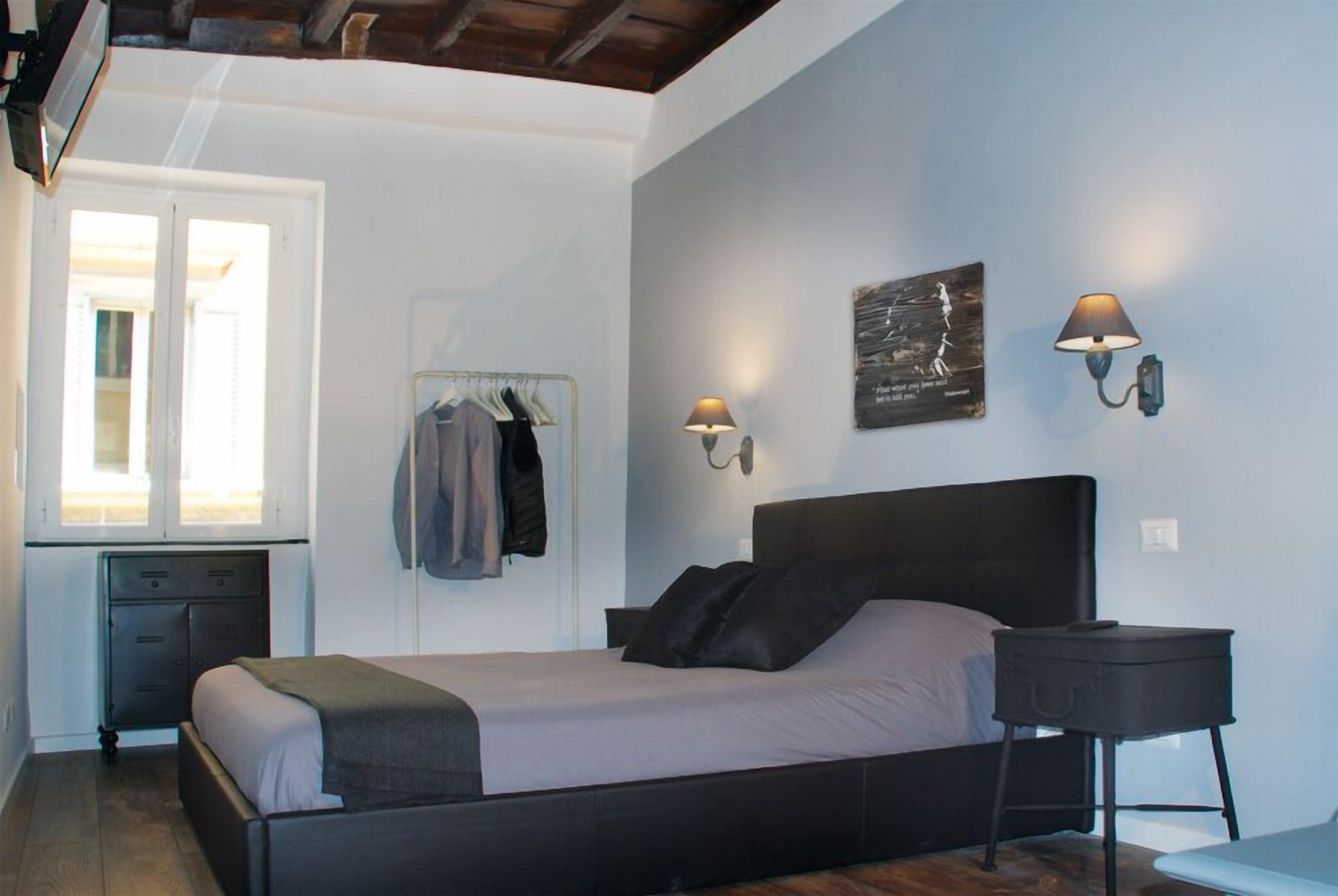Monti House 118