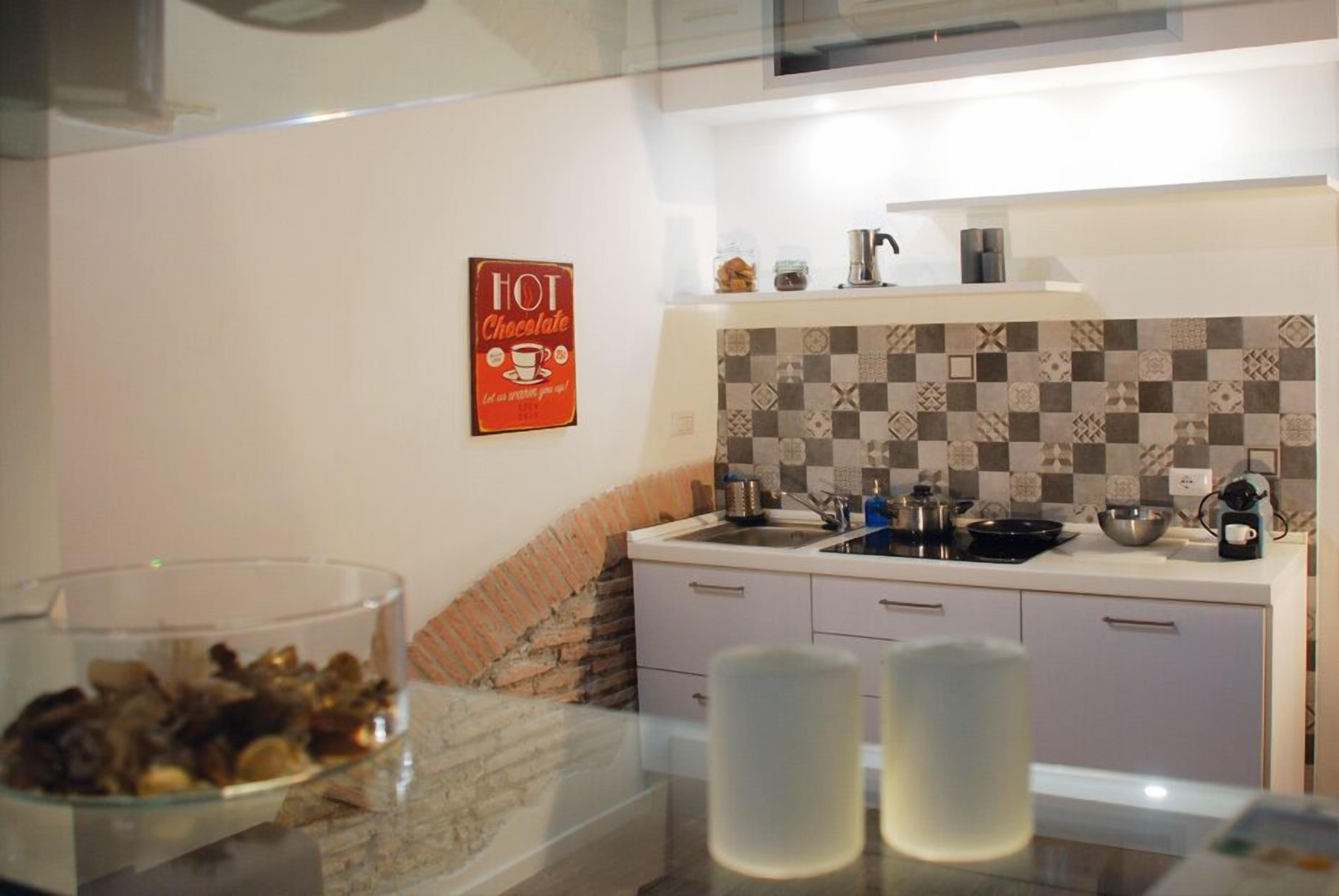 Monti House 118