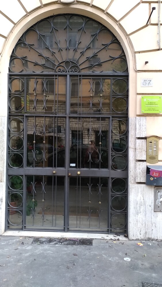 Mosca House Rome