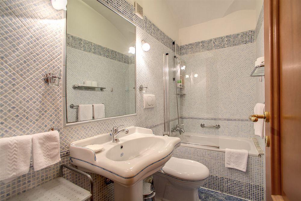 Navona Gallery & Garden Suites