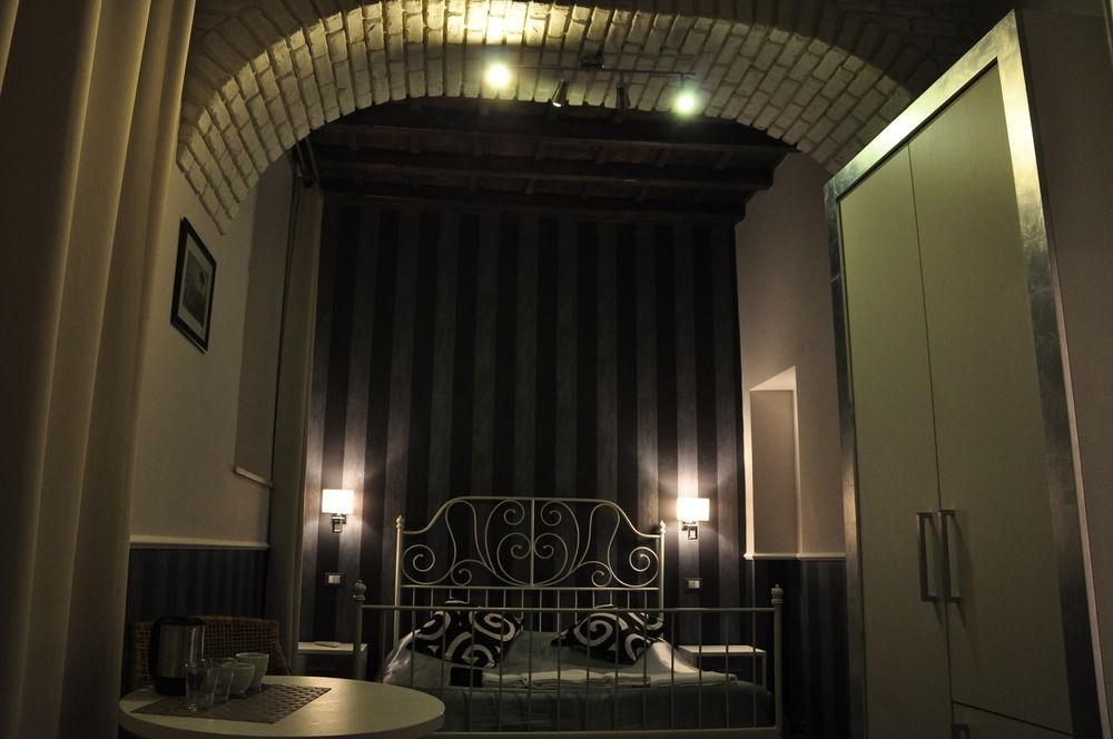 Navona Nice Room