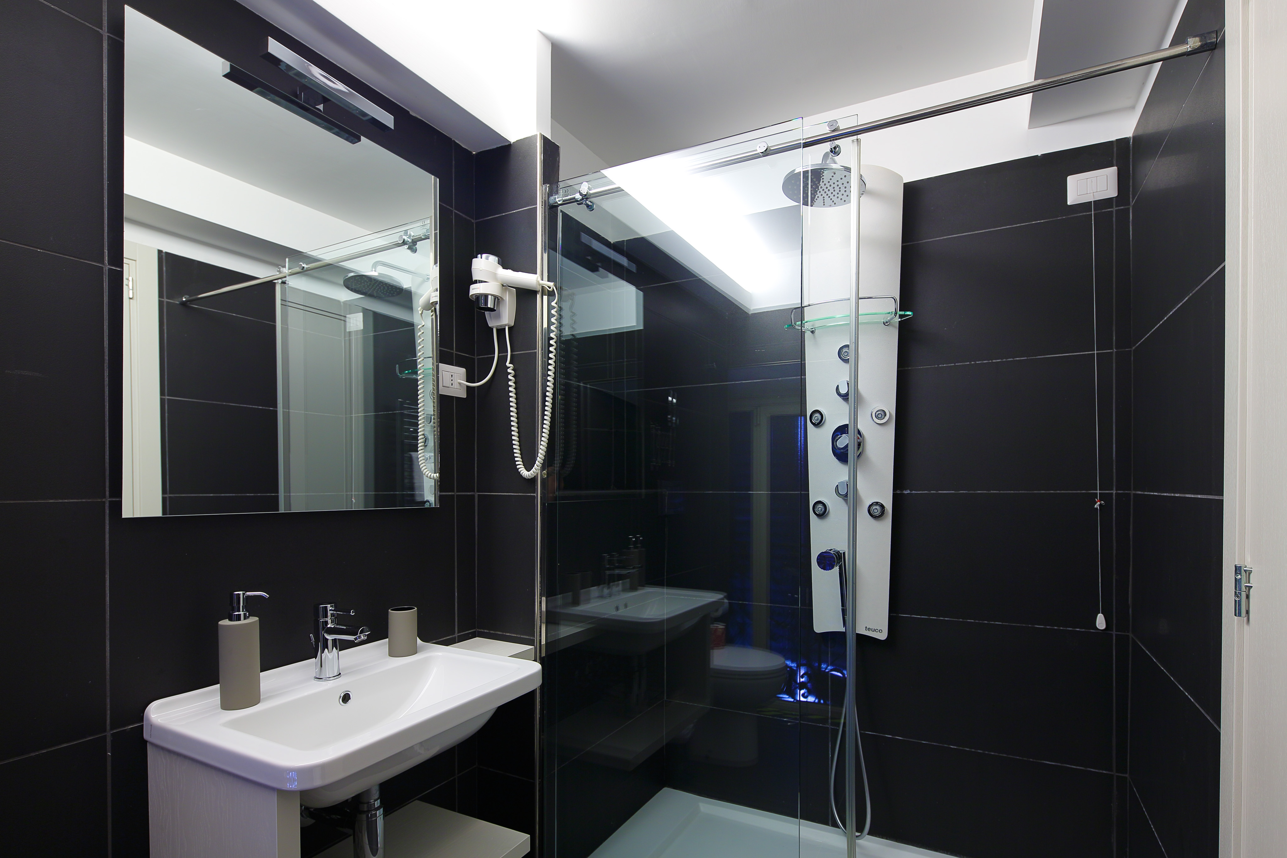 Near Home Smart Suites