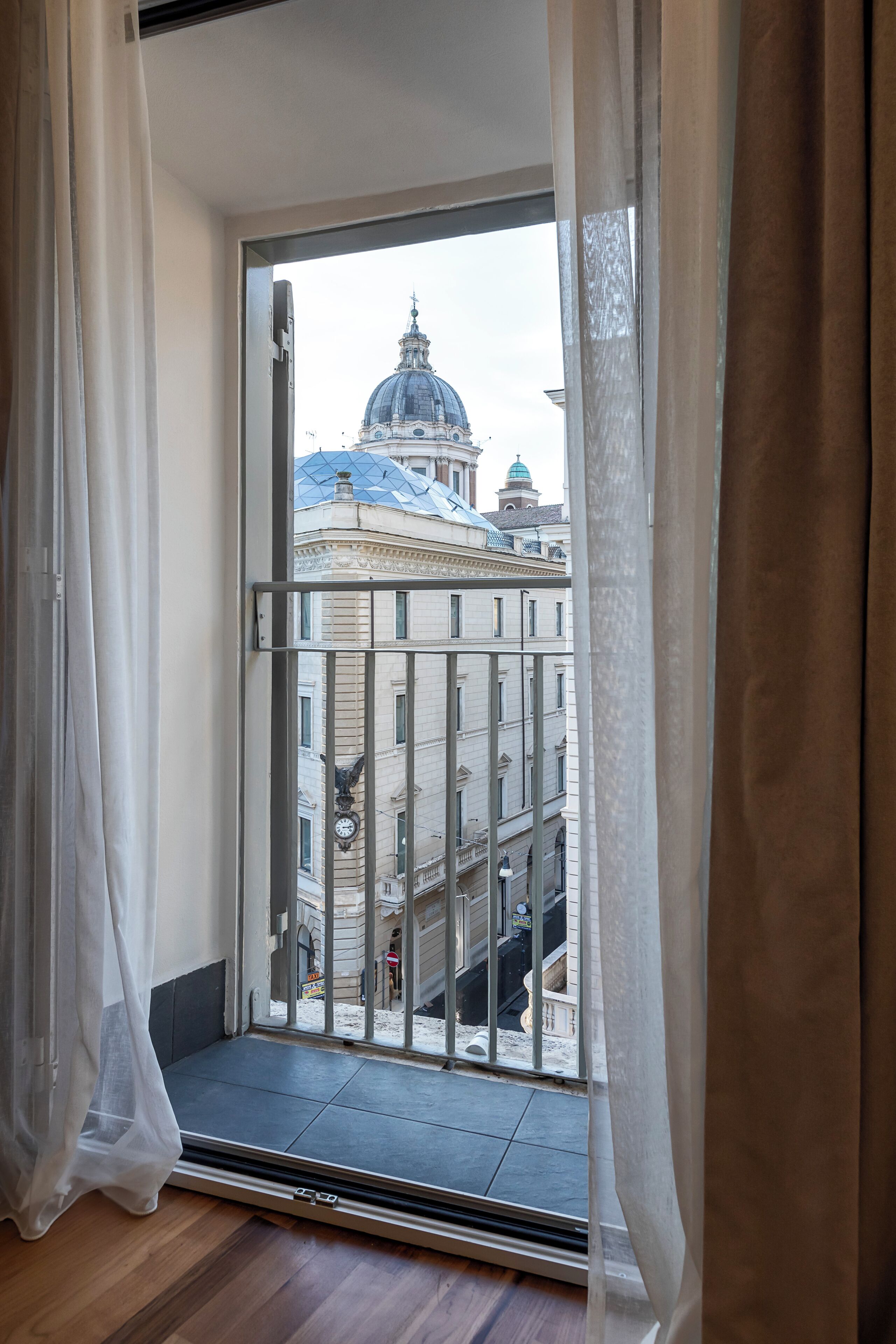 Palazzo Goldoni Condotti Collection