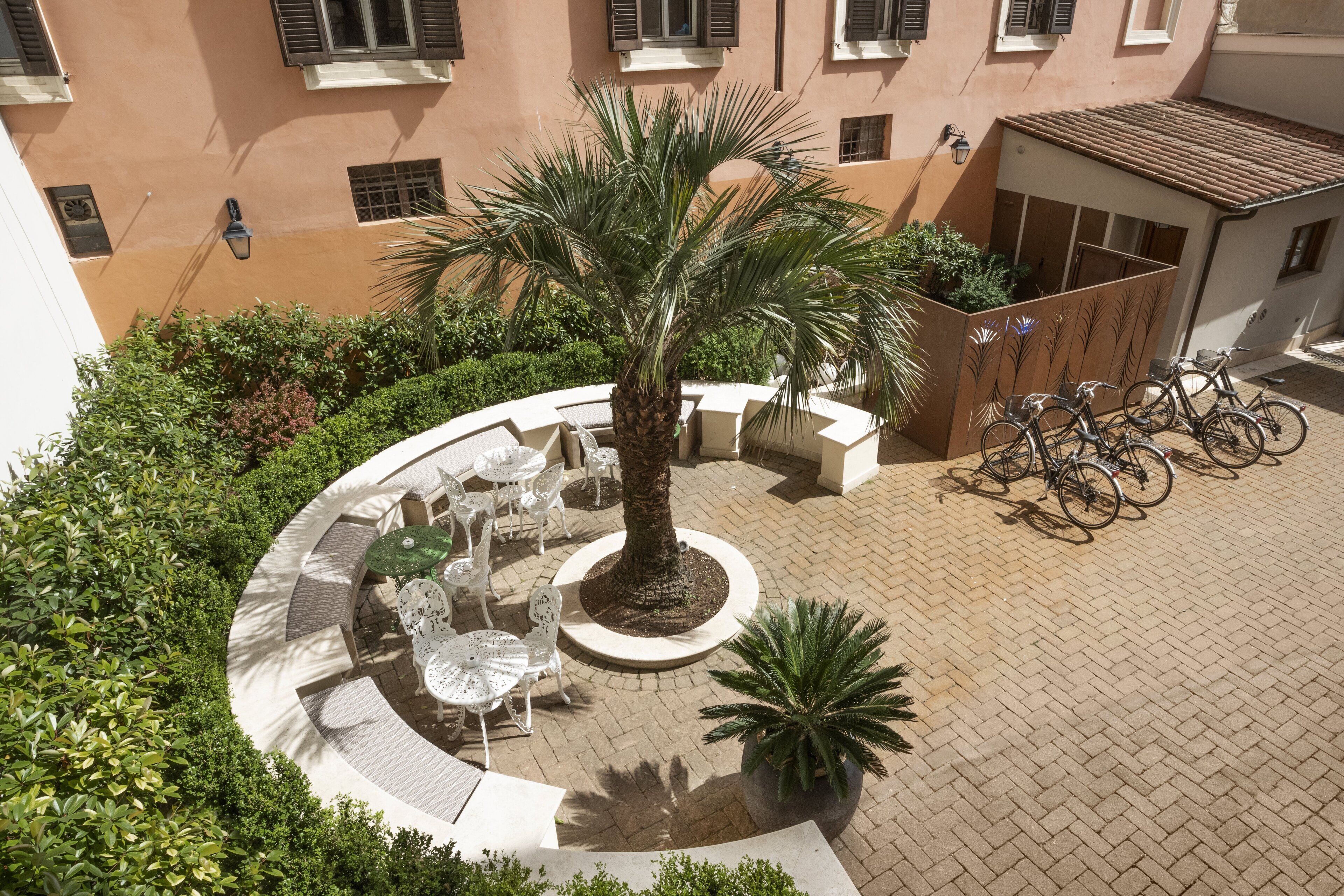 Palm Suites