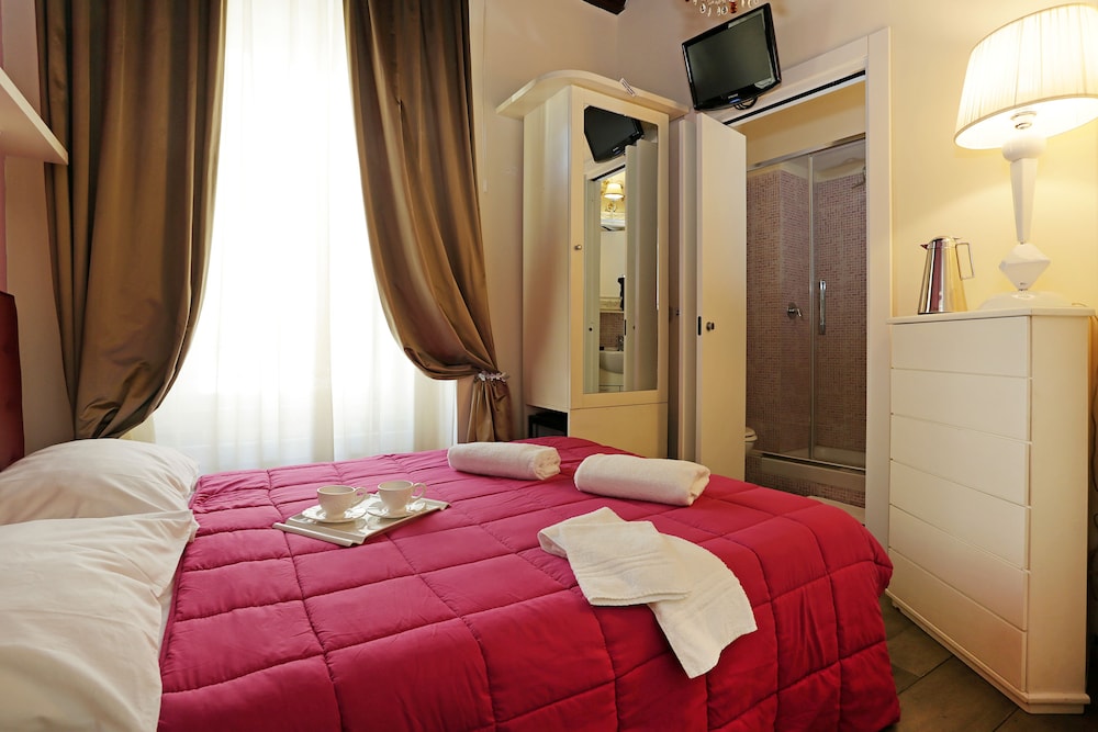 Piazzetta de' Monti Suites
