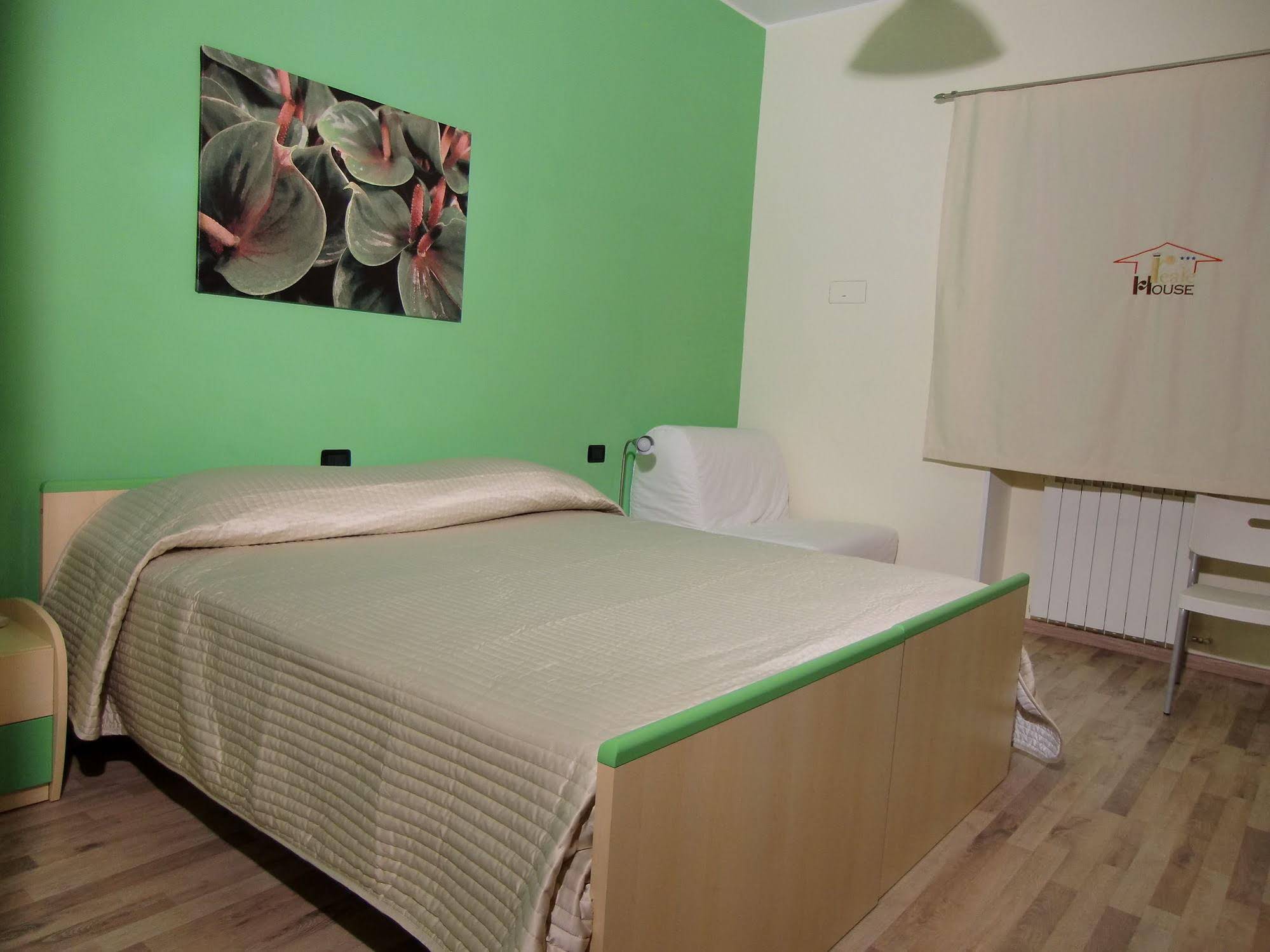 Reale House Rooms