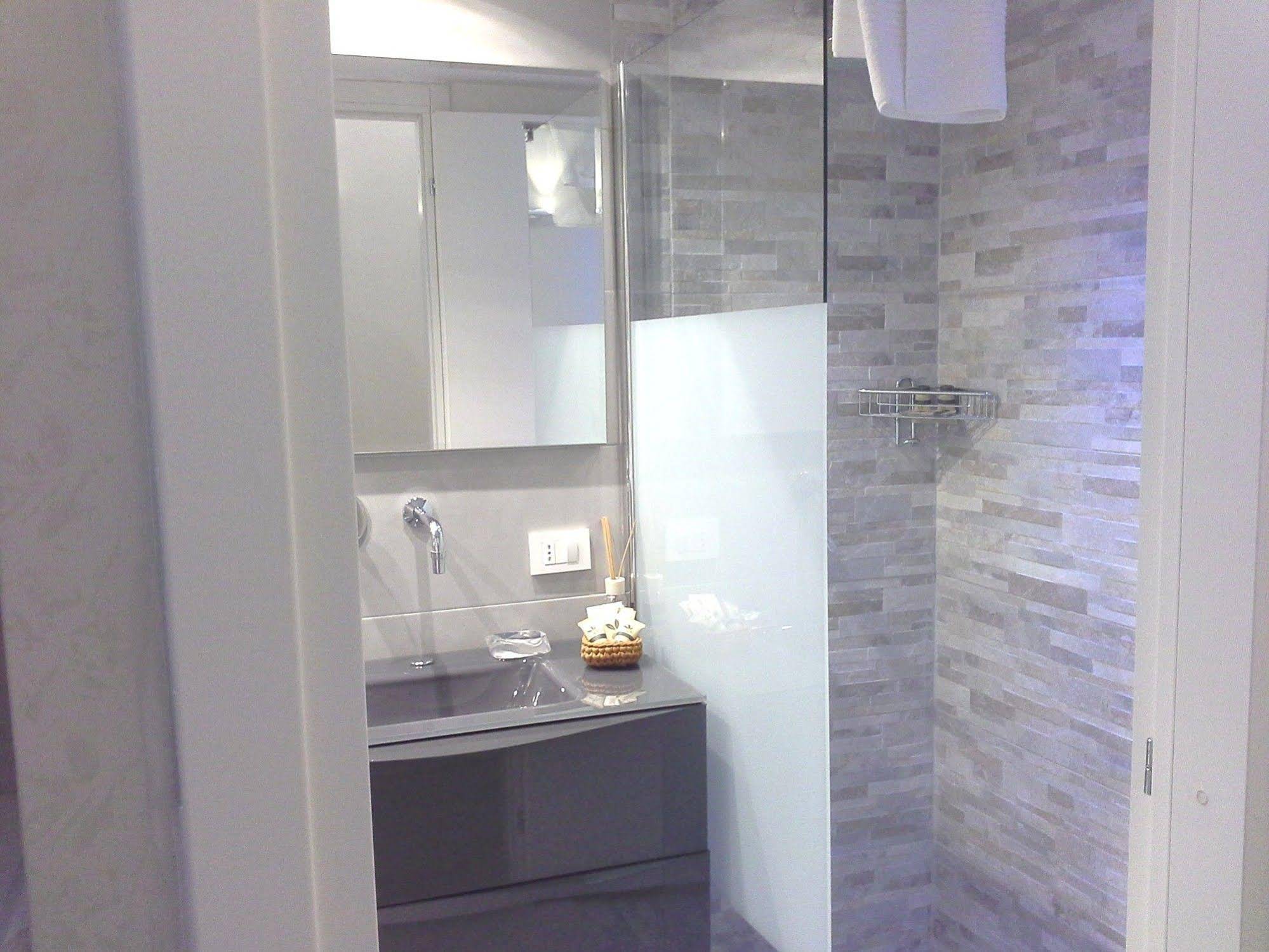 Ripetta Harbor Suite