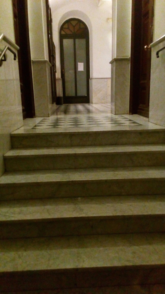 RM Guest House