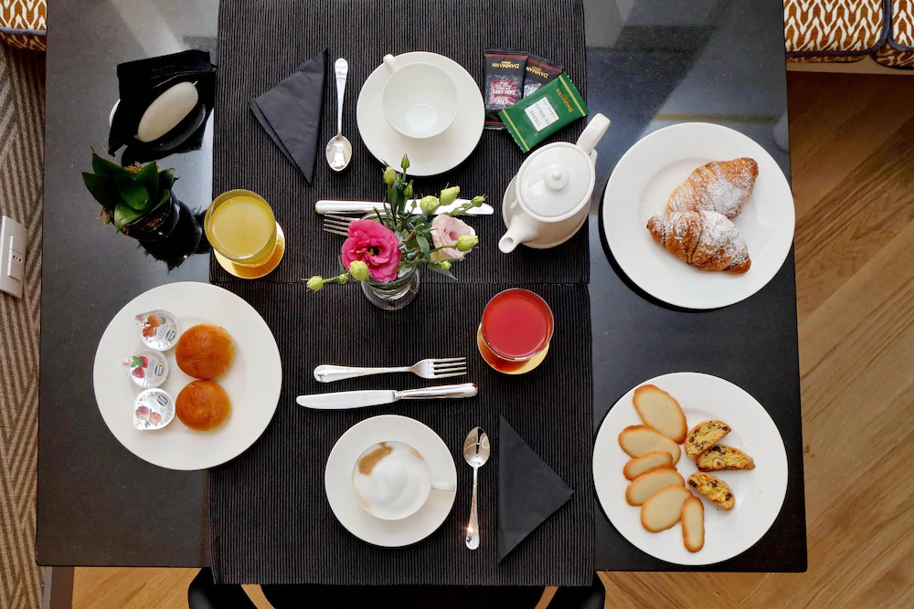 Roma Five Suites