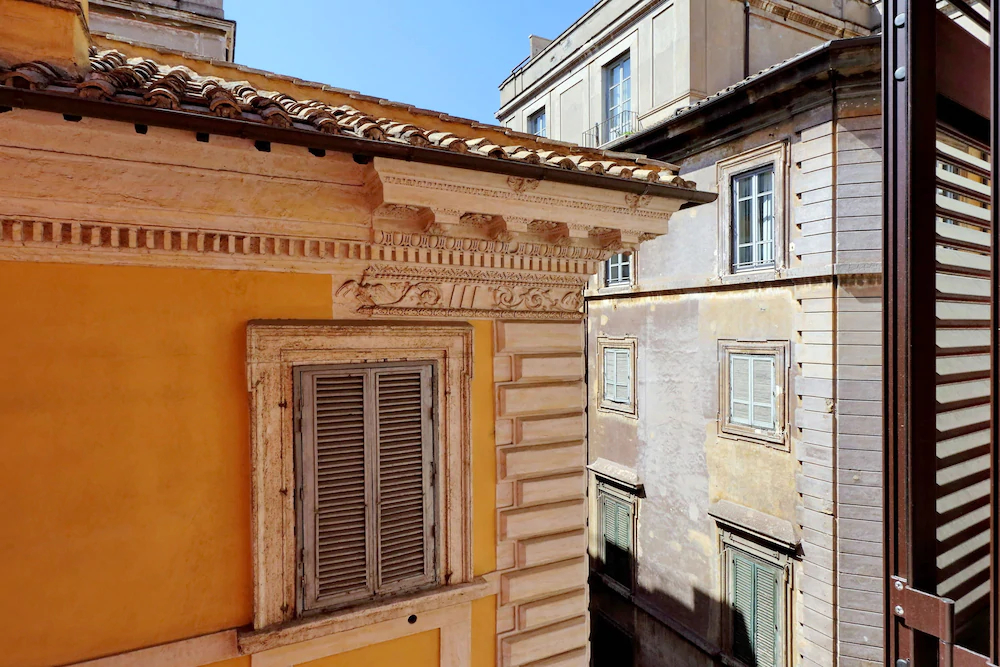 Roma Five Suites