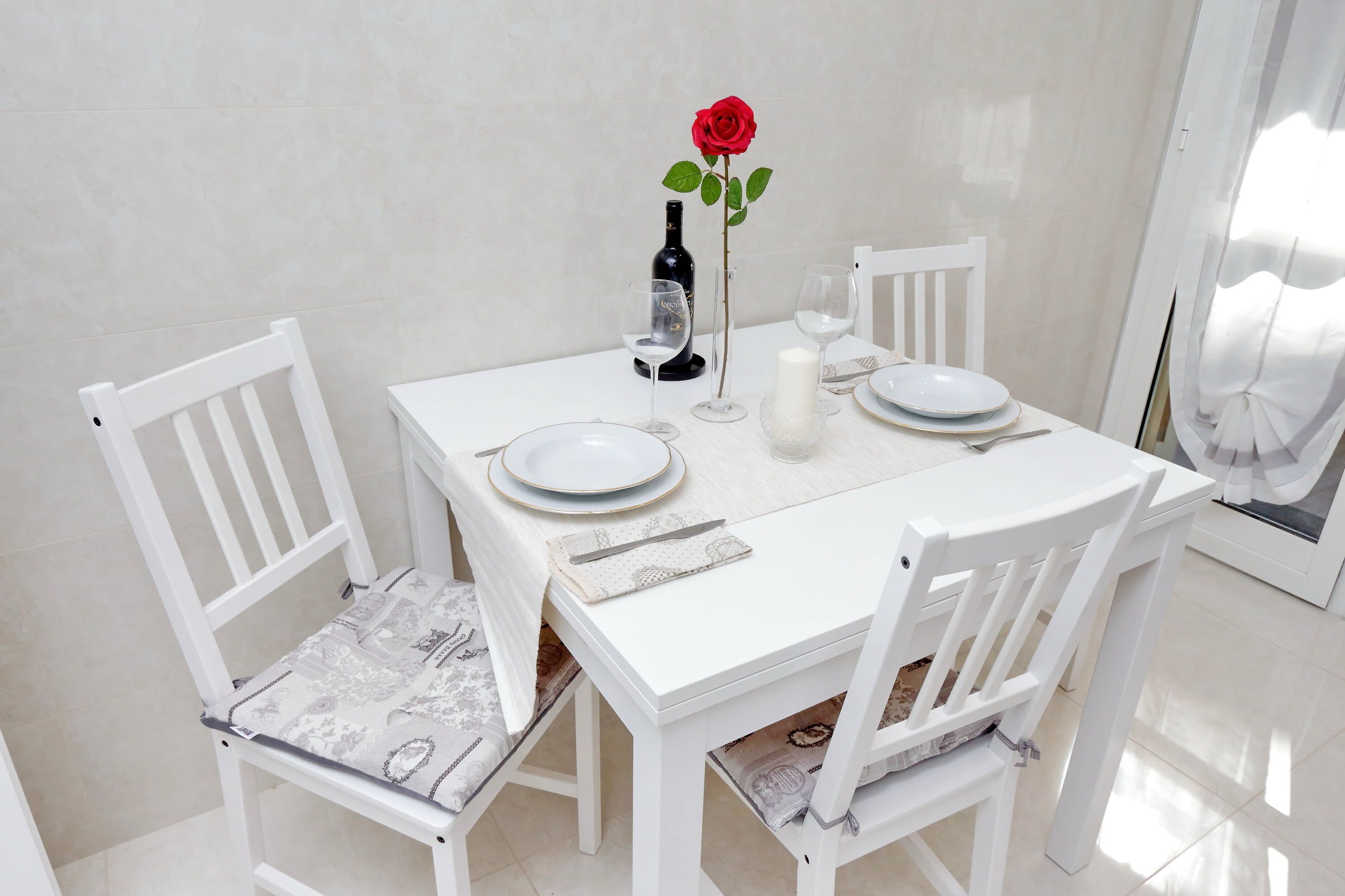 Roman Holiday Charming