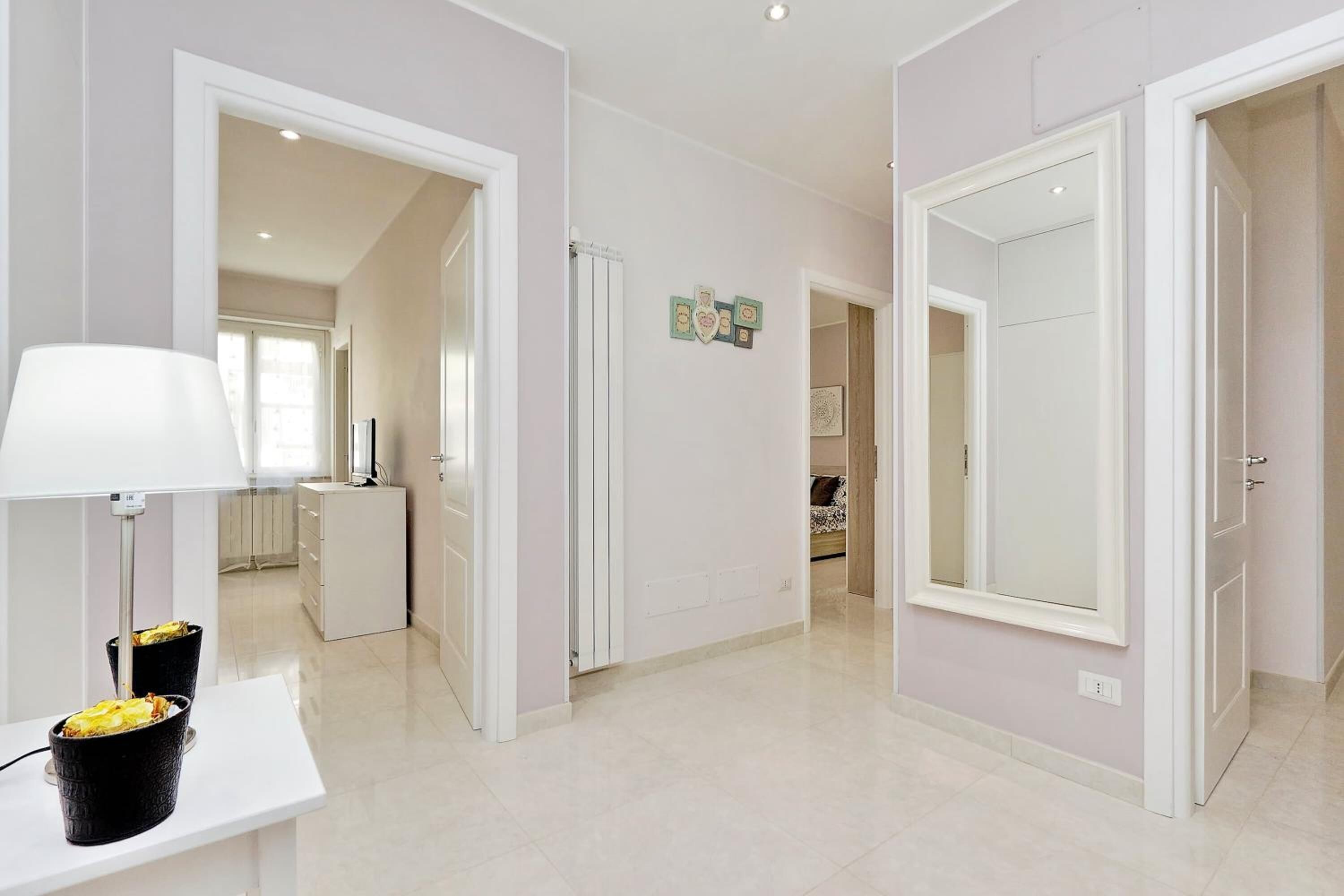 Roman Holiday Charming