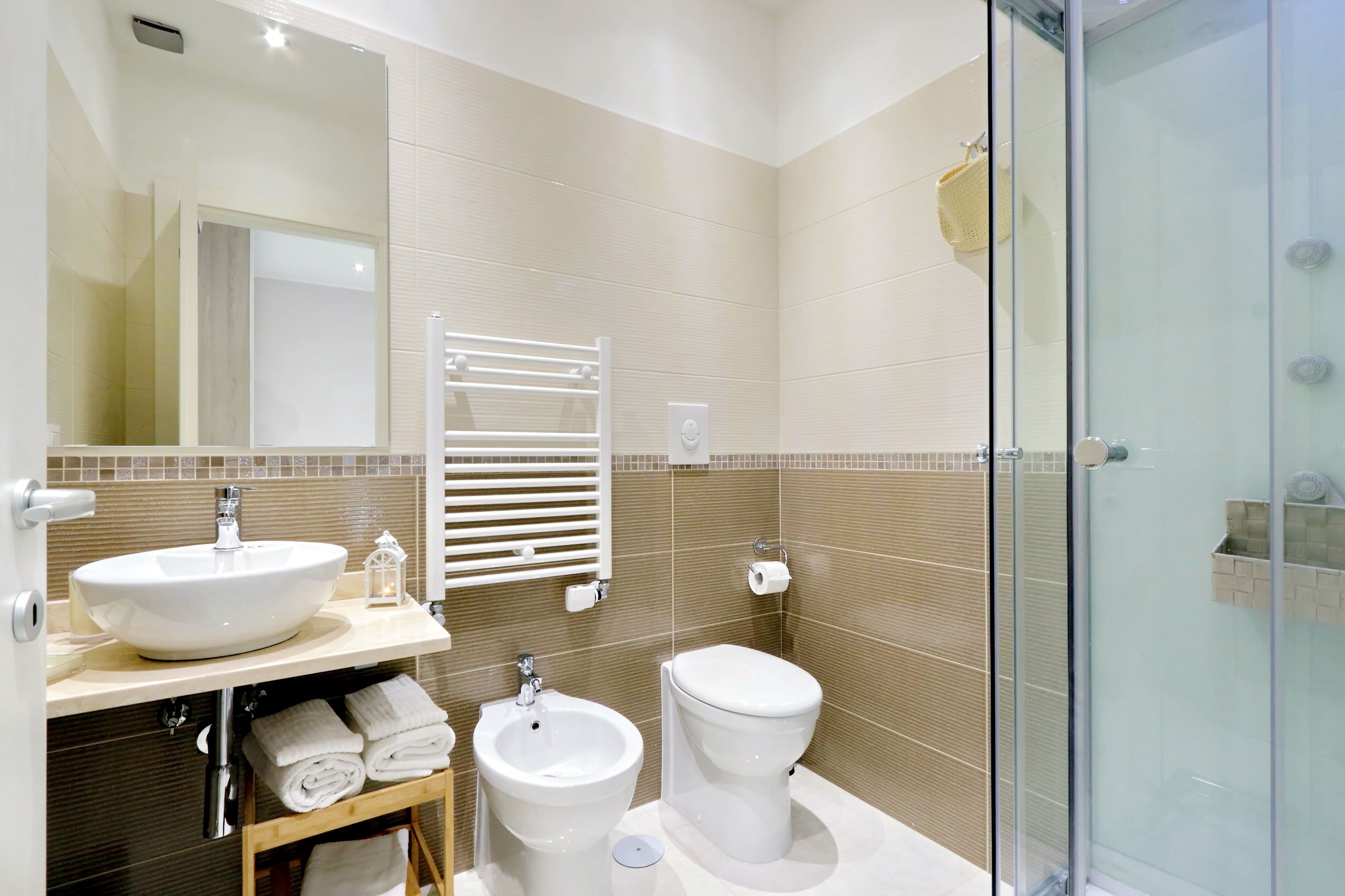 Roman Holiday Charming