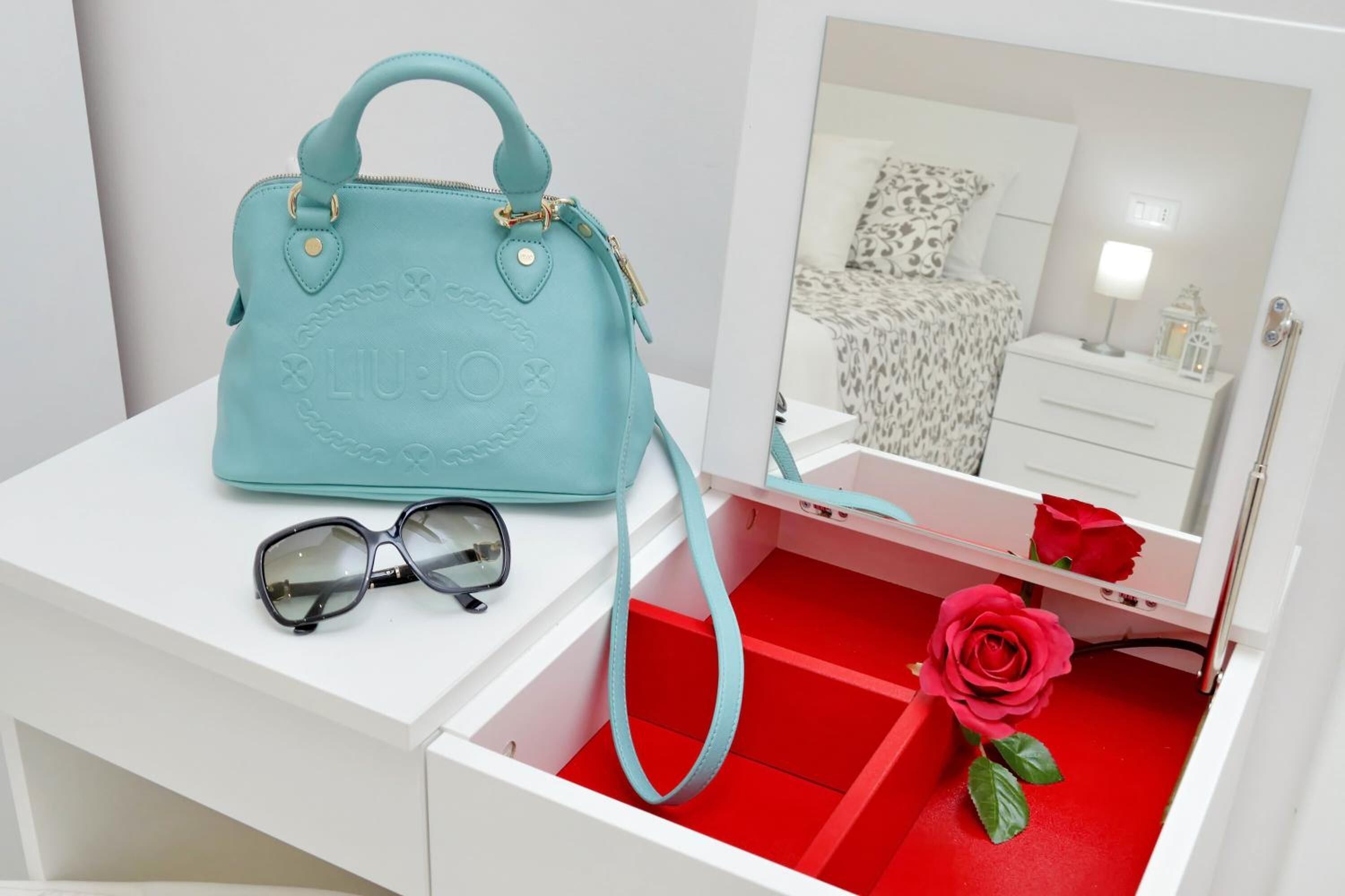 Roman Holiday Charming