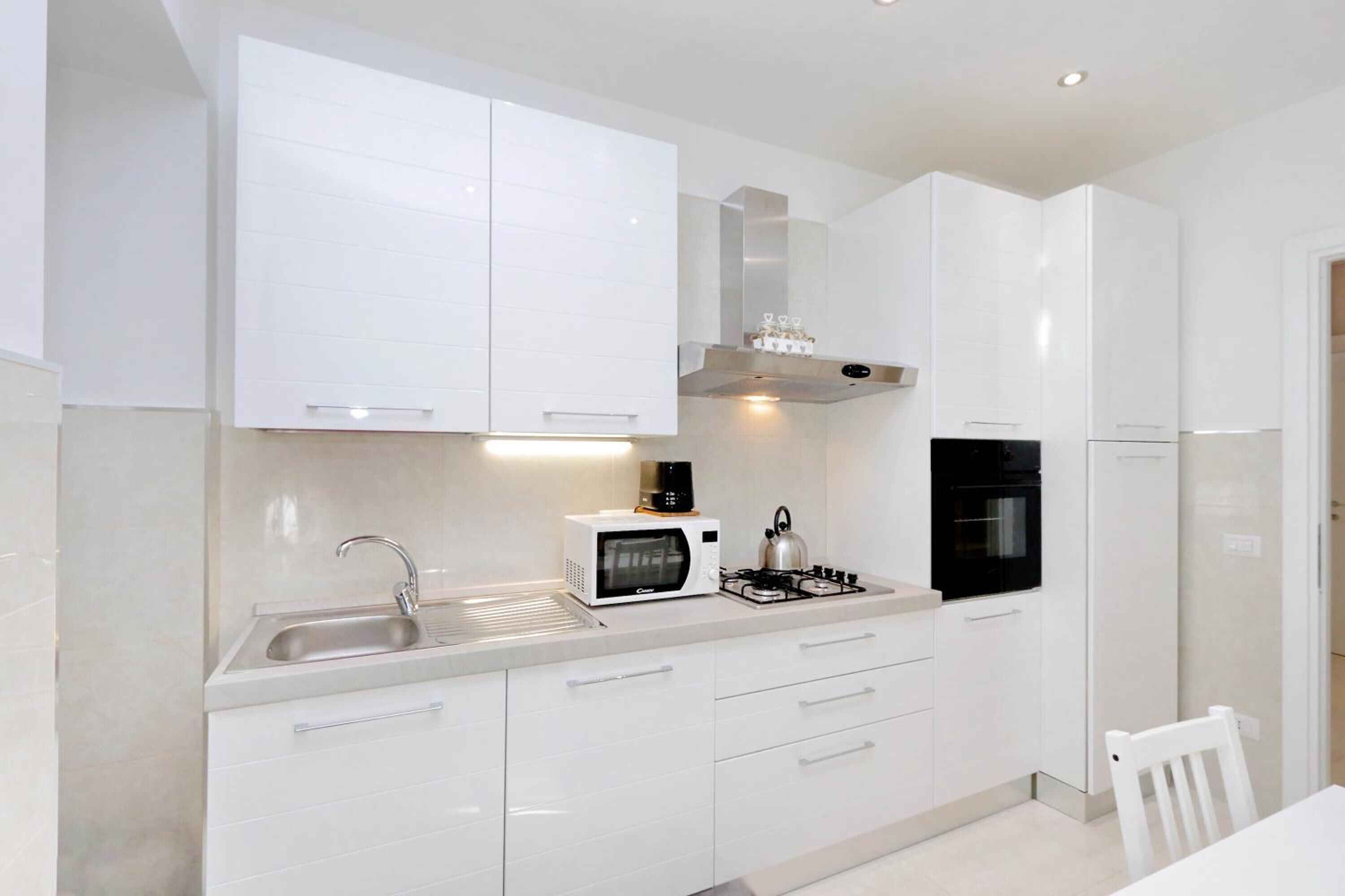 Roman Holiday Charming