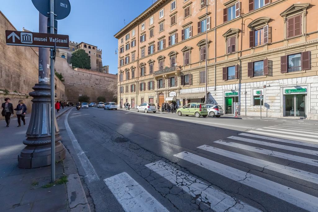Romantic Vatican Rome Bed & Breakfast