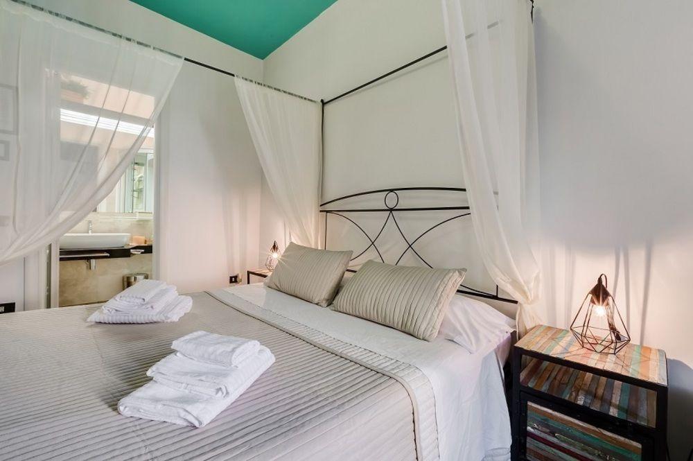 Romantic Vatican Rome Bed & Breakfast