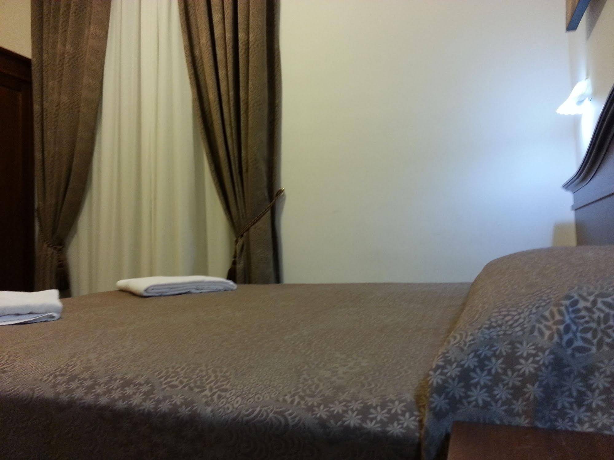 Rome City Inn