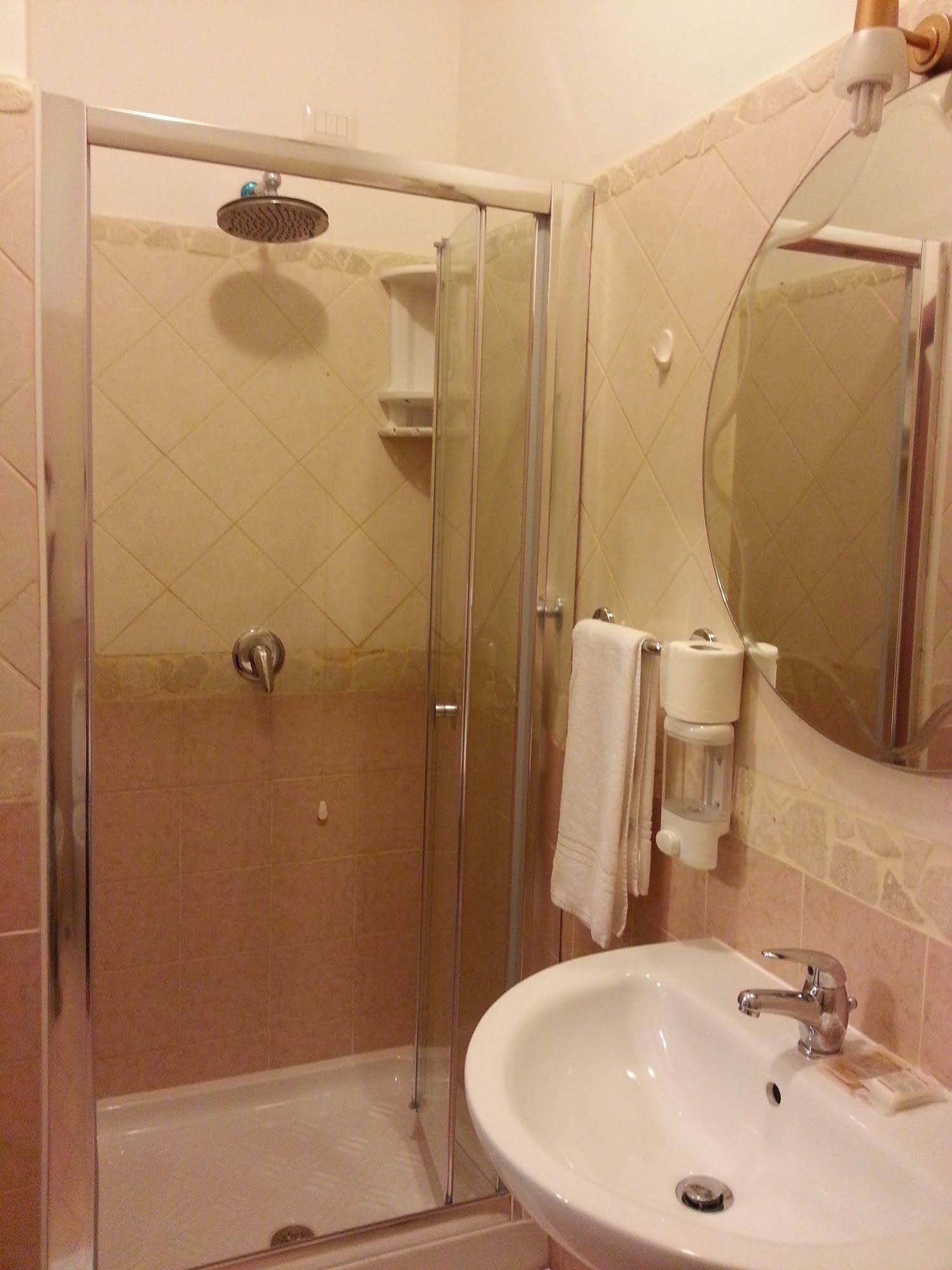 Rome City Inn