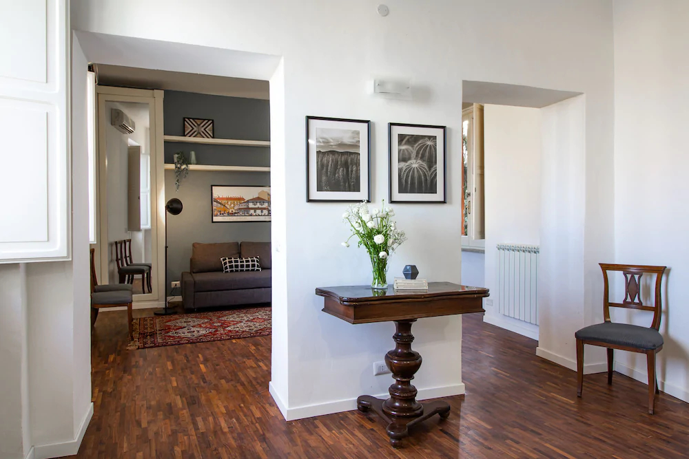 Santonofrio Apartments