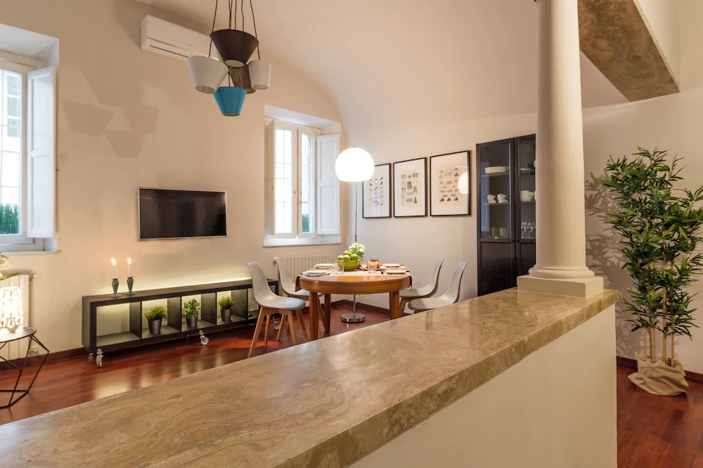 Santonofrio Apartments