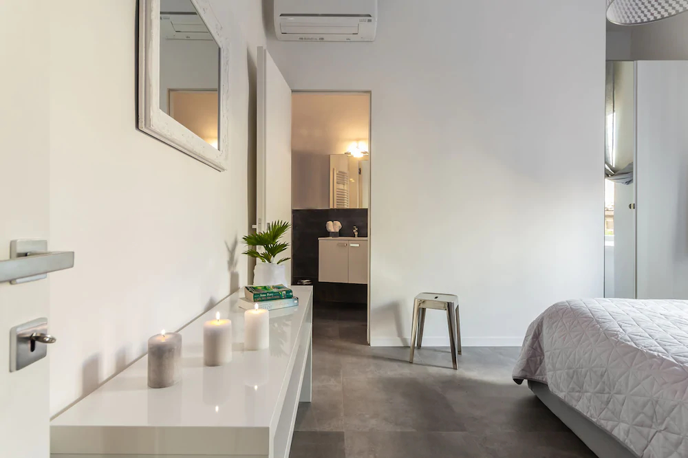 Santonofrio Apartments
