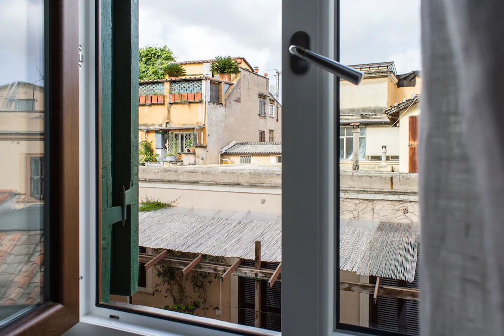 Santonofrio Apartments